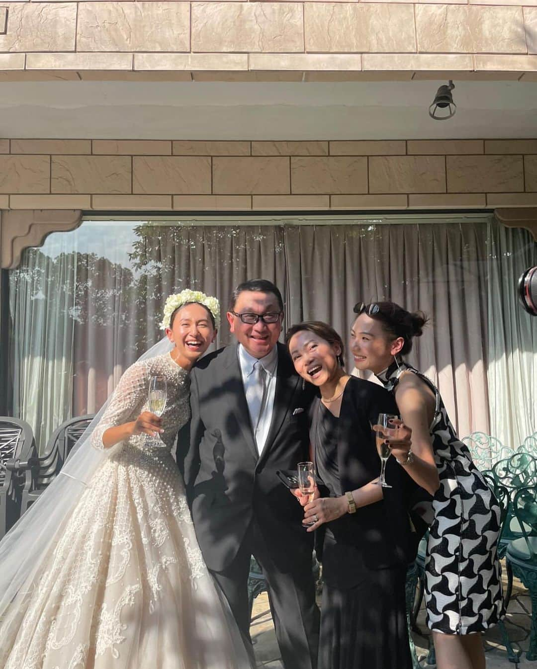 山本まさみさんのインスタグラム写真 - (山本まさみInstagram)「・ ・ Happy Father's Day👨🏻💙  結婚式の時のパパの緊張は忘れない😌 久々に北海道に行かなきゃな😌✨ いつもありがと」6月18日 23時12分 - masami_macho