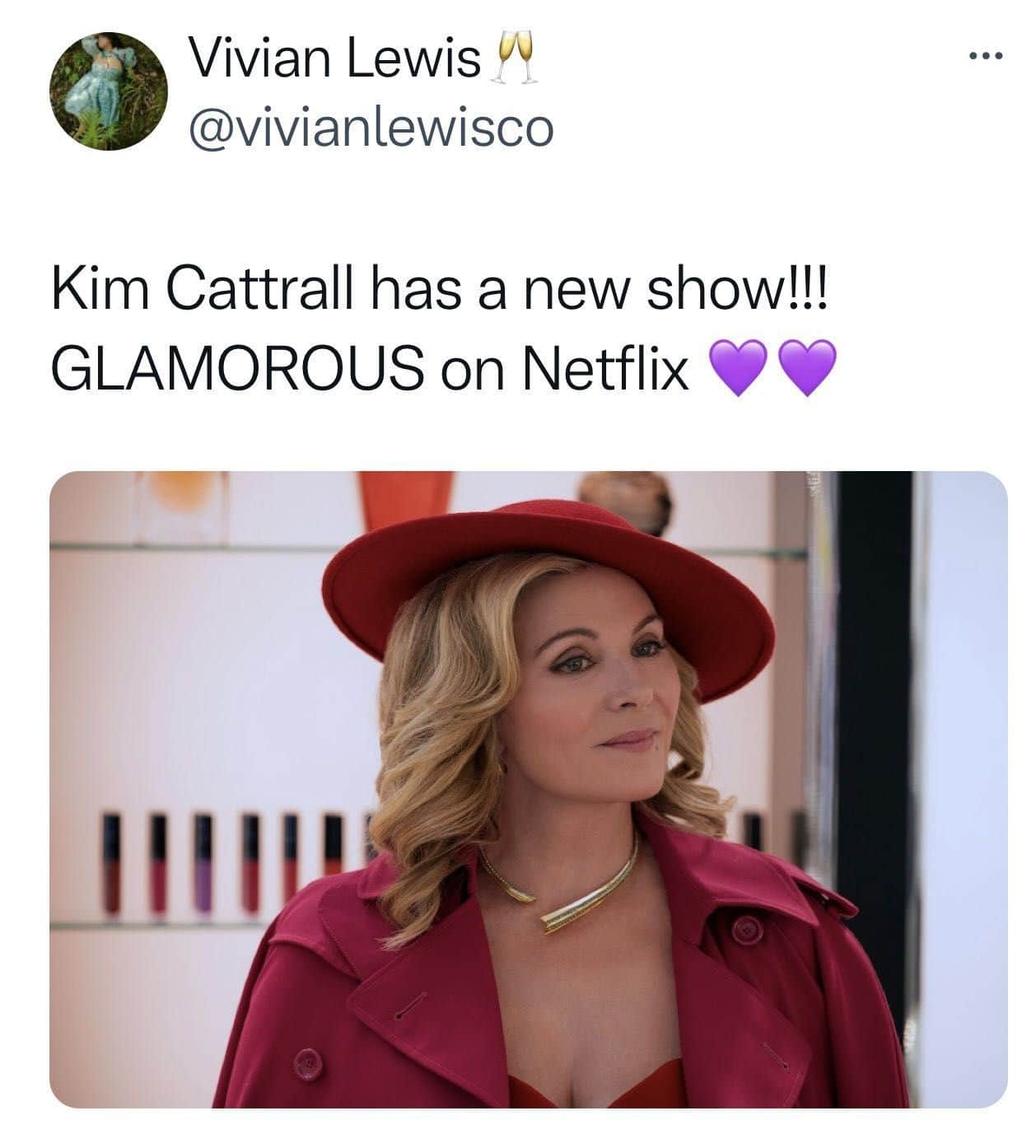 キム・キャトラルのインスタグラム：「That’s right @vivianlewisco GLAMOROUS’ lands JUNE 22nd @Netflix 🥂💋」