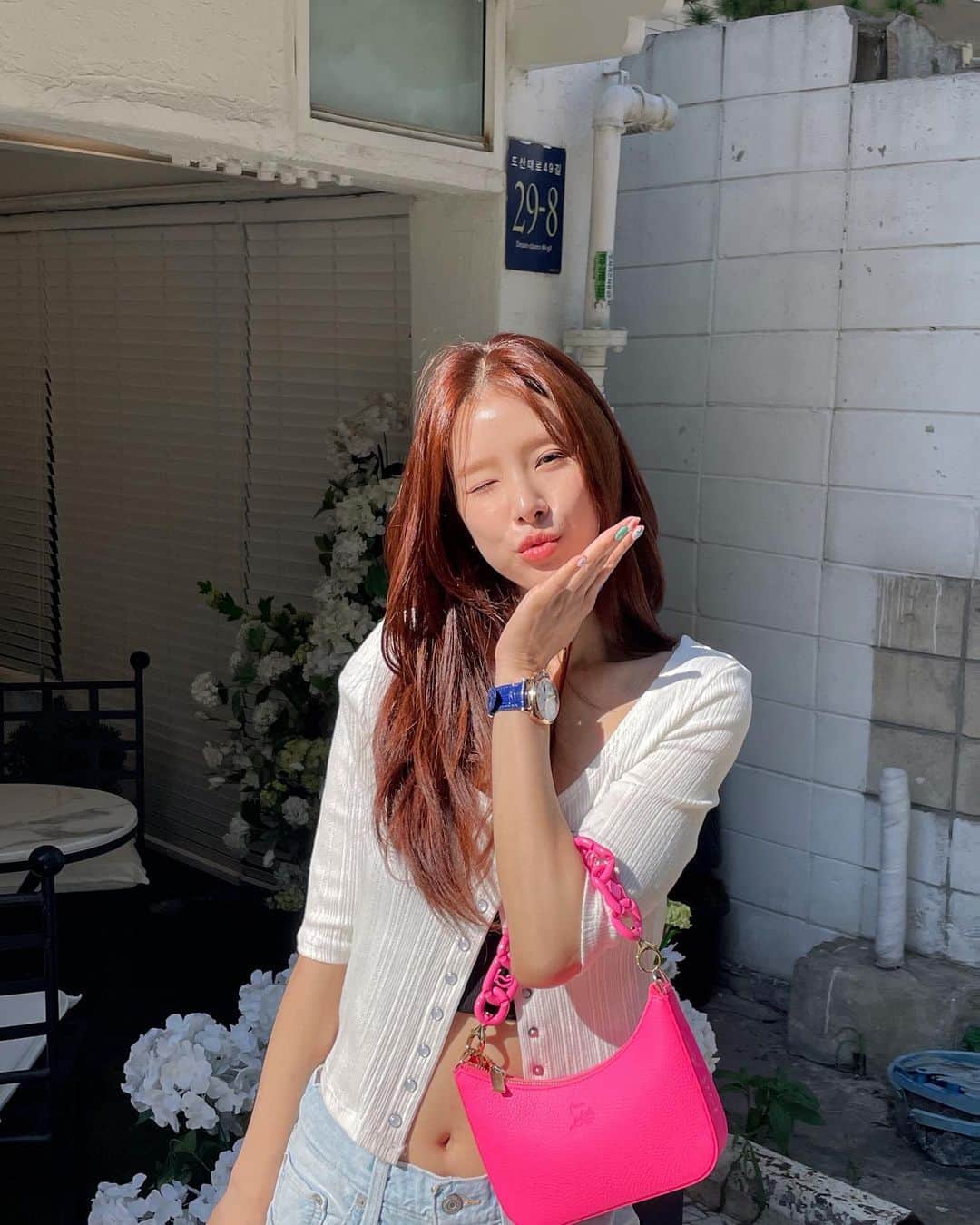 キム・ソウンのインスタグラム：「츄💋 요즘 핫핑쿠 가 너무 조아」