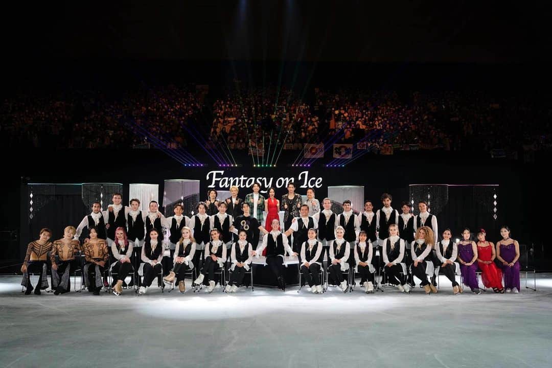 無良崇人のインスタグラム：「Fantasy On Ice 2023 新潟公演  久しぶりにファンタジーで滑ることが出来ました！！ そして今回 @touya_0123  小林柊矢さんとコラボさせてもらったのですが、歌声も人柄もめちゃくちゃ素敵な方でした！！ やっぱり生歌で滑るのって格別ですね！！  新しい靴、新しいプログラム、久々の出演と色んな意味で緊張しましたが、しっかり楽しんで滑れたかなと思います！  次は神戸公演！！またお会いしましょう！！ #fantasyonice2023 #niigata  #オレンジチアーズ  #無良崇人」