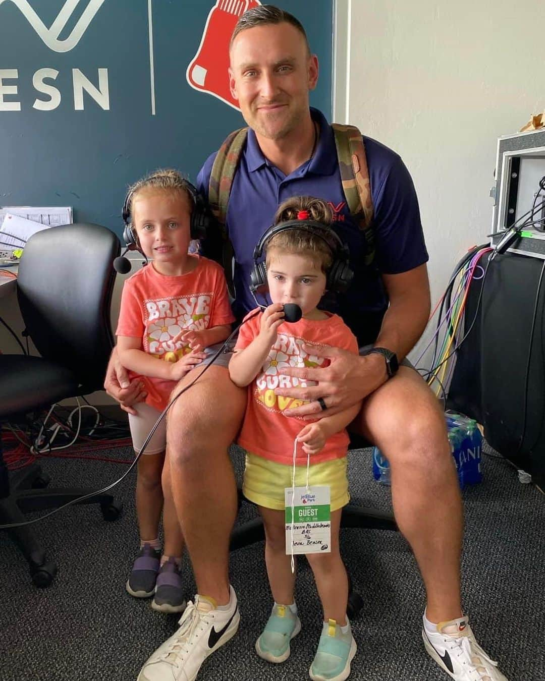 ジェニー・デルさんのインスタグラム写真 - (ジェニー・デルInstagram)「Yesterday, we got to celebrate @willmiddlebrooks_ for being the best daddy! Today, we got to watch him call his first #Yankees #RedSox game on @NESN!  What a weekend to celebrate the man I’m lucky enough to call my own! We love you, #WMB.   #fathersday」6月19日 11時27分 - jennydell_