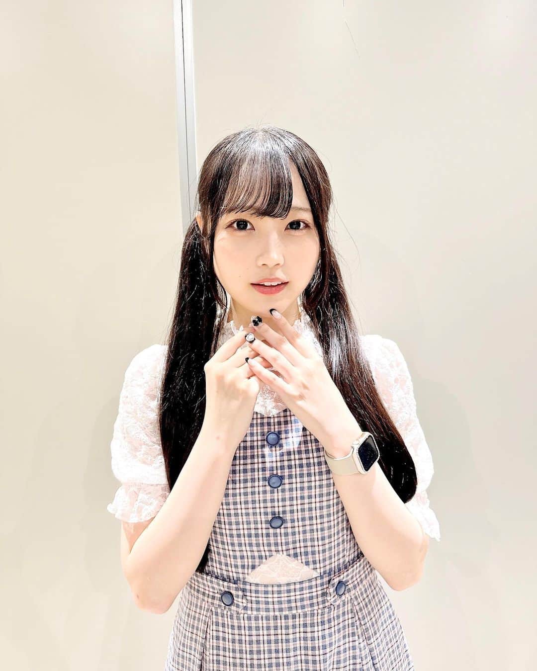 佐藤美波さんのインスタグラム写真 - (佐藤美波Instagram)「🩵  昨日はお話会ありがとうございました🫶🏻 靴下以外全身Fi.n.tさんコーデでした〜！ アームカバー付きのお洋服だったのに写真の時アームカバー忘れてしまいました🥲  とっても可愛くて夏らしいお洋服でしょー！このかわいいお洋服と一緒に夏乗越えます🎐🩵  いっぱいお話してくれてありがとうございました🥰またまってます！   #私服 #夏服コーデ #夏コーデ #fint #ツインテール #アイドル #idol #japaneseidol #akb48」6月19日 11時40分 - sato_minami16th