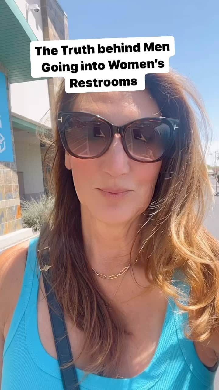 ヘザー・マクドナルドのインスタグラム：「Proud that my son’s is asking what it is really like to be a woman. #restroom #lowes #men #women #bathroom #comedy #juicyscoop #boymom #teen #teenageboys」