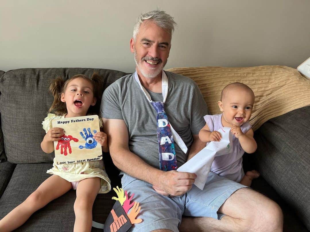 メーガン・デュアメルのインスタグラム：「Happy Fathers Day!! These little girls love their papa ❤️」