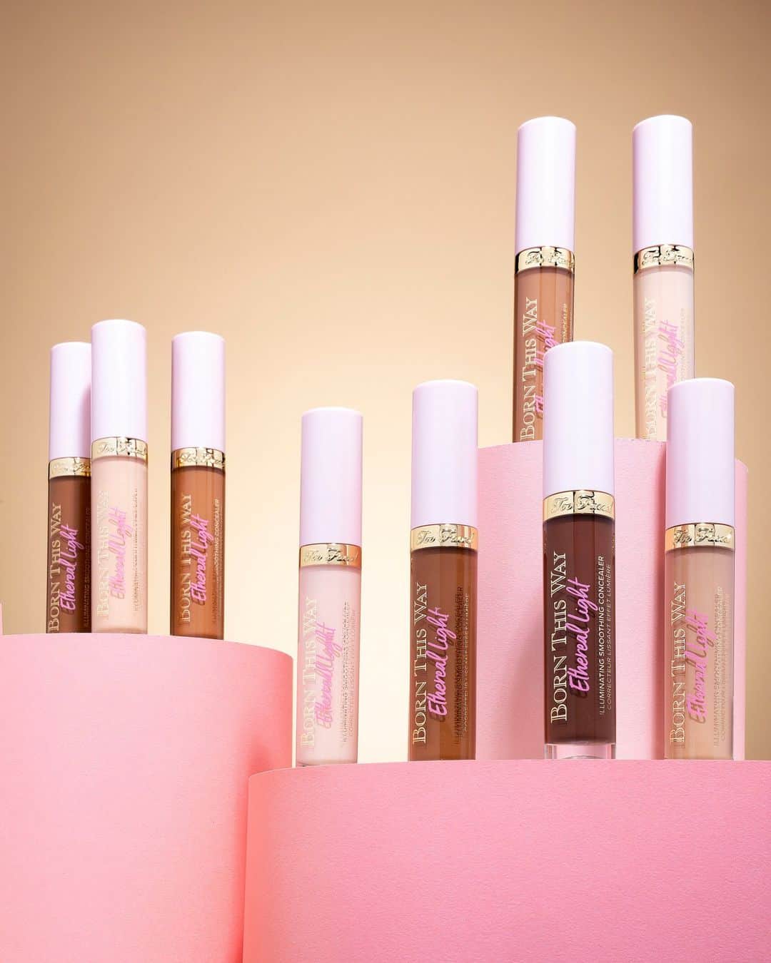 Too Facedのインスタグラム：「OBSESSED 😍✨💖 Did you know our Ethereal Light Concealer is 24- hour wear, non-creasing, waterproof, sweat and humidity-resistant?! Shop now from @sephoramiddleeast ✨ #toofaced #tfcrueltyfree #tfbornthisway」
