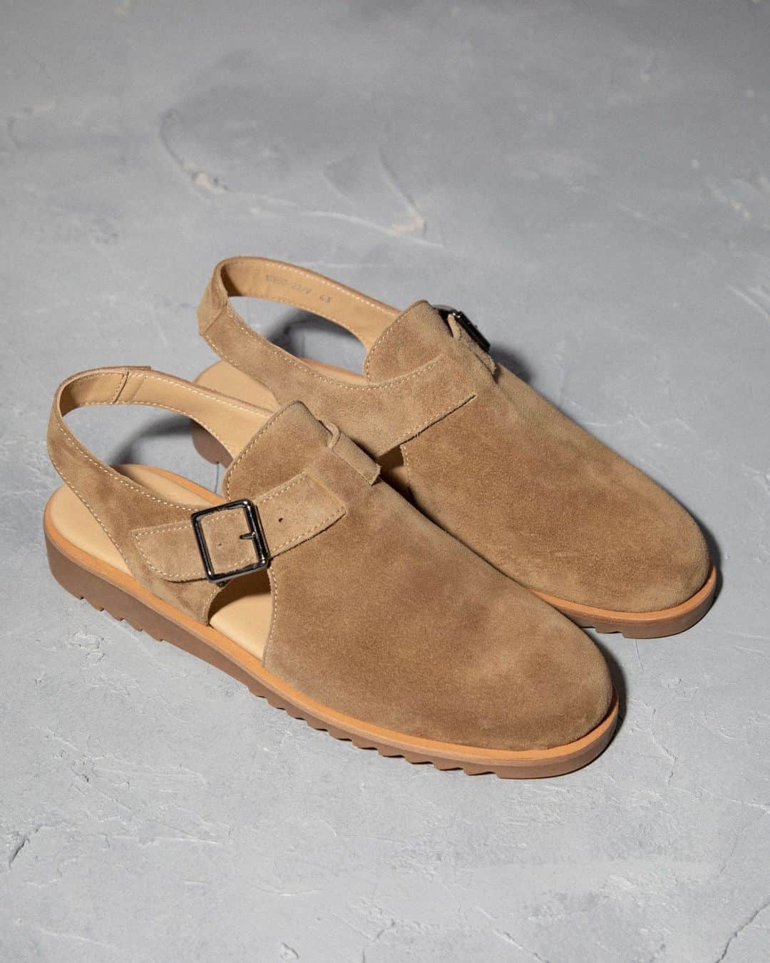 ガーブストアのインスタグラム：「A new style from Paraboot, the Adriatic sandals are made by hand in France from suede, featuring adjustable buckle straps and chunky rubber soles with Norwegian-welt construction. ⁠ Check them out, link in bio.」
