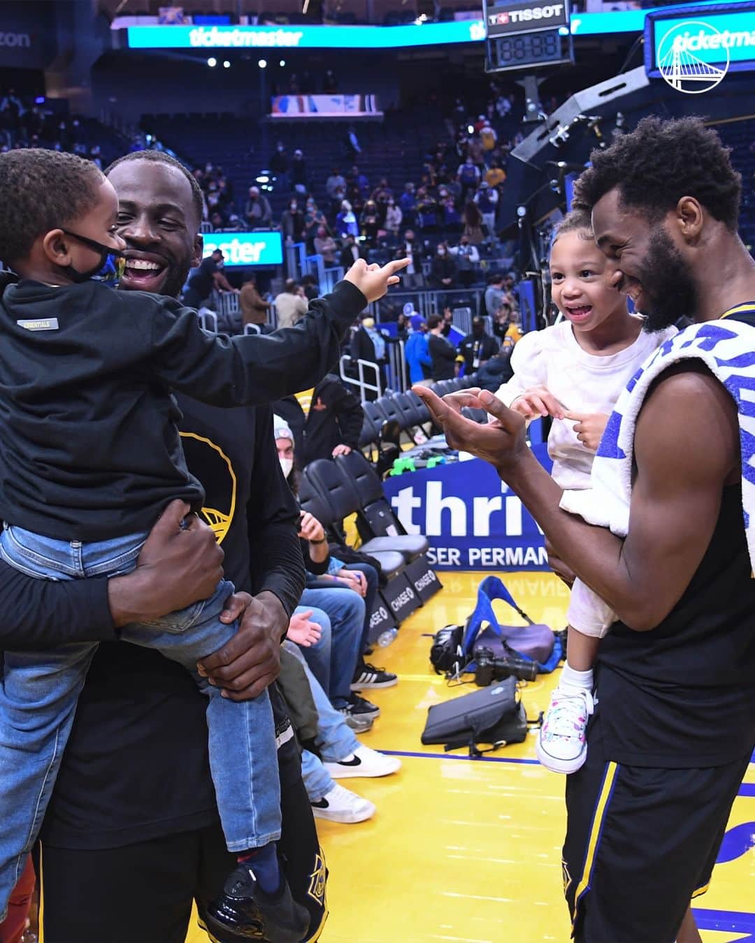 ゴールデンステート・ウォリアーズのインスタグラム：「Dads 💙」