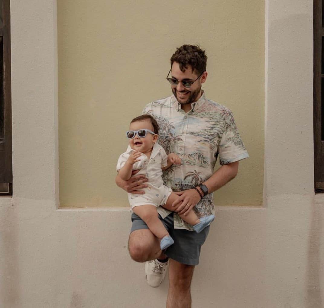 レインスプーナーのインスタグラム：「Happy Father’s Day to all the Spooner dads out there. A big mahalo for all you do— hope you’re kicking back and enjoying your special day.」