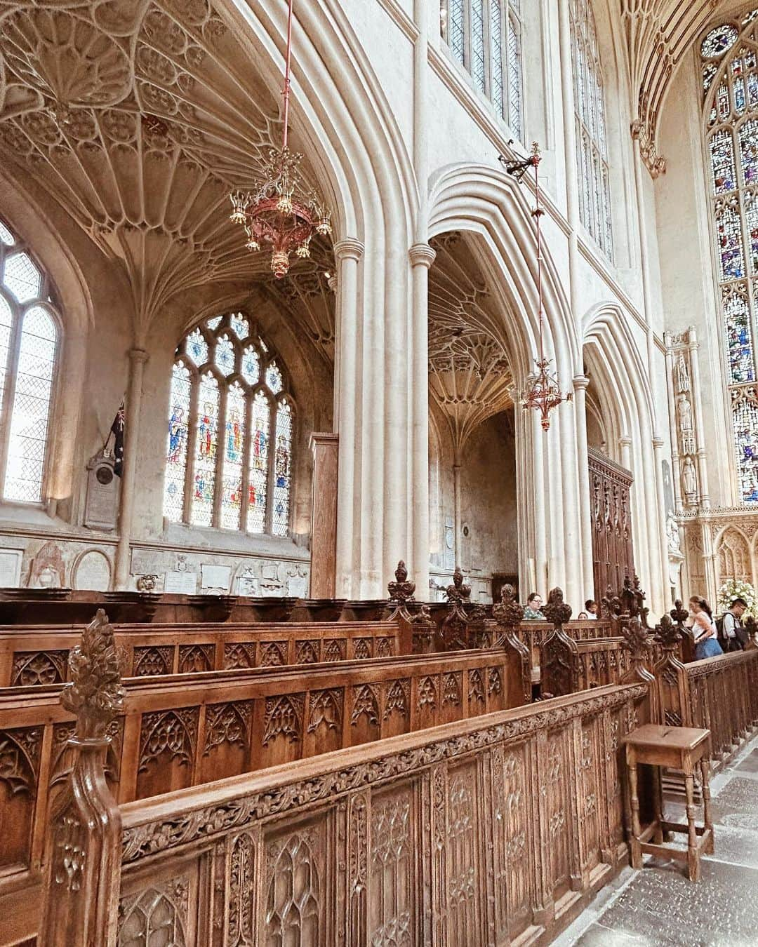 寺川里奈さんのインスタグラム写真 - (寺川里奈Instagram)「Bathへ日帰り旅。  2000年前、ローマ人が温泉を作ったことがバースの街の始まりで、 Bath(お風呂)の語源にもなってます♨️  時間がゆったり流れてて のんびりしながらも 街は小さいので行きたいところは全部周れた☺️ ロンドンとは違った雰囲気を味わえて、 歴史も深く素敵な街でした🔔🕊  #bath #england  #travel」6月19日 5時24分 - rina_terakawa