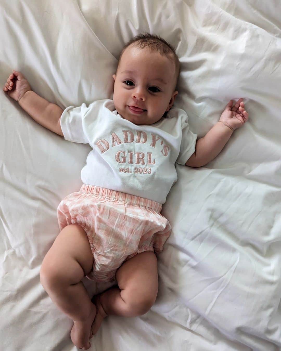 Ashley Jamesさんのインスタグラム写真 - (Ashley JamesInstagram)「I know what you're thinking ... Cute daddy T-Shirts. And then when you look closer you'll notice Ada has poo on hers and is in fact wearing a muslin on her bottom half because guess who left the spare clothes in the boot of the car? 🤣  This was actually the worst nappy explosion I've ever had because she was sat on my knee and it actually went through my dress and into my knickers. 🤣🤣🤣   But anyway, the Daddy T-Shirts went down a treat in my stories - they're from a gorgeous small brand called @indielledesigns. They're embroided. We had a big brother and little sister one too when Ada was a newborn. How sweet are they? 🥺🤍  Alf has really started to bond with Ada this weekend. He asked her to play with him 🥺 and has started asking to cuddle and kiss her. I mean he still almost sat on her after these photos were taken, but not from a malicious place. He just wanted to give her a cuddle. 🤣 It's so nice to see the love grow - she just watches his every move.   I'm going to share more about our weekend away tomorrow when I got through my pics but it's honestly one of the nicest places we've ever stayed. It's called @lakes_byyoo and is in the Cotswolds. I feel like we've been on a proper holiday - it was so peaceful but with so much to do. (AD gifted stay)  Our car definitely needs a wash after those country roads though! 🤣 How do people from the countryside do it? I say this as someone who grew up in the countryside and on a farm. I'm definitely a towny now. Can't handle the dirty car. 🤣  The perfect way to celebrate Father's Day - first as a daddy of two. 🤍🫶  I also am thinking of everyone, including my best friend, who finds today tough for whatever reason. 🫶  I hope everyone had a lovely weekend. I'm showered in bed making my to do list ready for another busy week. ❤️」6月19日 6時01分 - ashleylouisejames