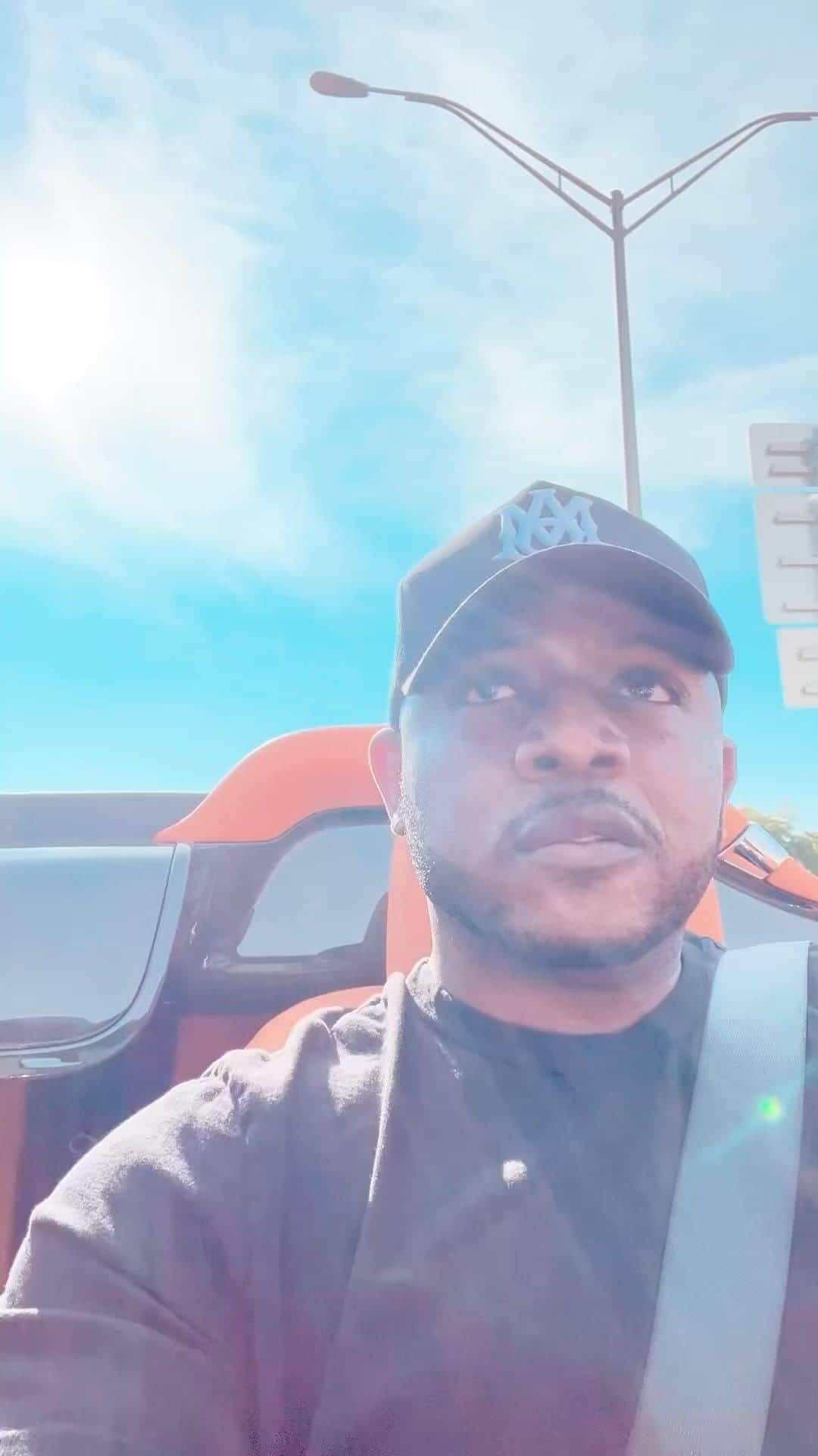 マック・メインのインスタグラム：「Happy Father’s Day babbbbbyyyy #SundayMorning」
