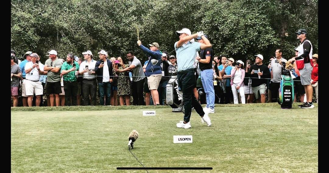 ケヴィン・ゼガーズのインスタグラム：「Sunday funday. @usopengolf」