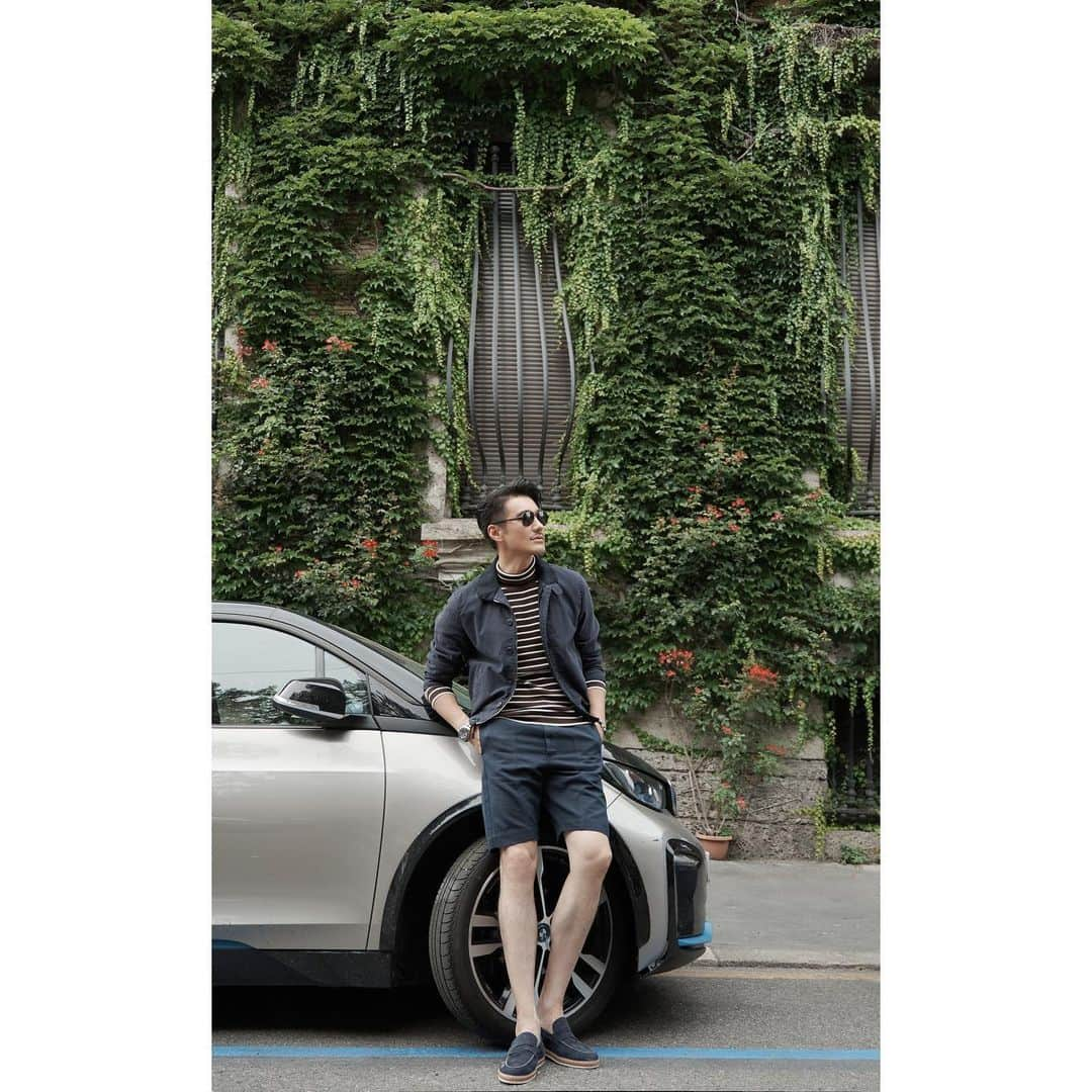 フー・ビンさんのインスタグラム写真 - (フー・ビンInstagram)「Experience the modern aesthetic and indulge in the Italian lifestyle with Tod's Spring Summer 2024 Men's collection. @tods #milan #milanfashionweek #milano #tods #fashionista #fashionmen  感受现代美学，畅游在Tod's 2024春夏男装系列的陈列中。尽情享受属于意大利的生活方式。」6月19日 7時57分 - hubing