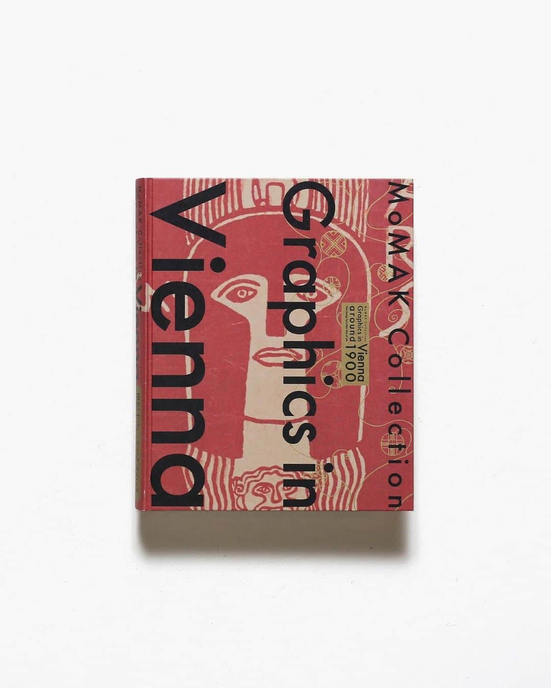 nostos booksさんのインスタグラム写真 - (nostos booksInstagram)「本日は戸田正寿の広告作品集、『PAOSデザイン』、アイルランドの至宝・ケルズの書の解説本、『世紀末ウィーンのグラフィック』展図録など41冊を入荷しました。  オンラインストアへは商品タグをタップ◯ 　 入荷本からおすすめ10選  ----------  1冊目 『Masatoshi Toda アート・ディレクション』 アートディレクター、戸田正寿の作品集。伊勢丹、パルコ、サントリーローヤルなど、様々な手法で制作された洗練された広告作品をカラーで多数収録。作品制作には、山口はるみ、ペーター佐藤、糸井重里らも参加。序文は永井一正。  ----------  2冊目 『PAOSデザイン 企業美の世界』 1968年に創立されて以来、数々の企業のCIデザインを手がけてきた株式会社PAOS（現・株式会社中西元男事務所）の代表的な事例集。マツダ、ダイエー、小岩井乳業、ケンウッド、バンダイ、ぴあなど、誰もが目にしたことのあるデザインを制作背景とともに紹介。亀倉雄策、コリン・フォーブス、アイバン・チャマイエフらの寄稿文も掲載。  ----------  3冊目 『Photo and Advertising』 ハンガリーの写真家、Jozsef Pecsiの広告作品集。構成主義的なデザインと、タイポグラフィや写真を融合した作品の数々を収録。  ----------  4冊目 『アイルランドの至宝 ケルズの書 復元模写及び色彩と図像の考察』 8世紀に制作された聖書写本で、アイルランドの国宝にもなっている「ケルズの書」。世界で最も美しい本と言われる1200年前の装飾写本を、復元・模写した一冊。模写に用いた顔料や染料の紹介、そして詳細な解説もあわせて収録し、研究者の資料にも最適な一冊。  ----------  5冊目 『世紀末ウィーンのグラフィック デザインそして生活の刷新にむけて』 2019年に京都国立近代美術館、目黒美術館で開催された「世紀末ウィーンのグラフィック デザインそして生活の刷新にむけて」の図録。1897年のウィーン分離派設立から1914年の第一次世界大戦勃発までの間、ウィーンで生まれた版画、挿絵本、その原画などといったグラフィック作品を、豊富な図版とテキストで多数紹介。   ----------  6冊目 『Bi-Scriptual』 多言語に対応したグラフィックデザインの実践的な資料集。100人以上のデザイナーのインタビューや実例を紹介。グローバル化が進み国や文化間の交流が活発になった現代において、最も重要な課題に取り組んだ良書。  ----------  7冊目 『紙とデザイン 竹尾ファインペーパーの50年』 紙の専門商社、株式会社竹尾創立100年を記念した非売本。50銘柄のファインペーパーの実物サンプルと、50人のデザイナーが綴った紙に対する思いを作品とともに掲載。田中一光、杉浦康平、平野甲賀、祖父江慎、葛西薫、原研哉らが参加。  ----------  8冊目 『Envisioning Information』 アメリカの統計学者であり、データビジュアライゼーションの先駆者と知られるエドワード・タフトの資料集。地図、ダイアグラム、コンピュータ・インターフェースなど、さまざまな情報を可視化したビジュアル表現を実践的なアドバイスとともに収録。   ----------  9冊目 『Jan Tschichold: Posters of the Avantgarde』 20世紀で最も影響力のあったタイポグラファーの一人、ヤン・チヒョルト。エル・リシツキー、ジャン・アルプ、オスカー・シュレンマーなど、ヤン・チヒョルトが収集していたポスター作品のコレクション、そして自身が手掛けたポスター作品を分析した作品集。  ----------  10冊目 『粟津潔 デザインになにができるか』 2019年5月から9月に金沢21世紀美術館で開催された「粟津潔 デザインになにができるか」展のカタログ。戦後日本の復興期に活躍し、社会をたくましく生きる人たちへまなざしを向けてデザインを発信し続けた粟津潔の作品とともに、粟津潔のテキストや対談、批評なども掲載。  ----------------------  店舗情報はこちら @nostosbooks  ----------------------  オンラインストアは毎日19時更新○  ----------------------  #nostosbooks #ノストスブックス #祖師ヶ谷大蔵 #砧」6月19日 8時23分 - nostosbooks