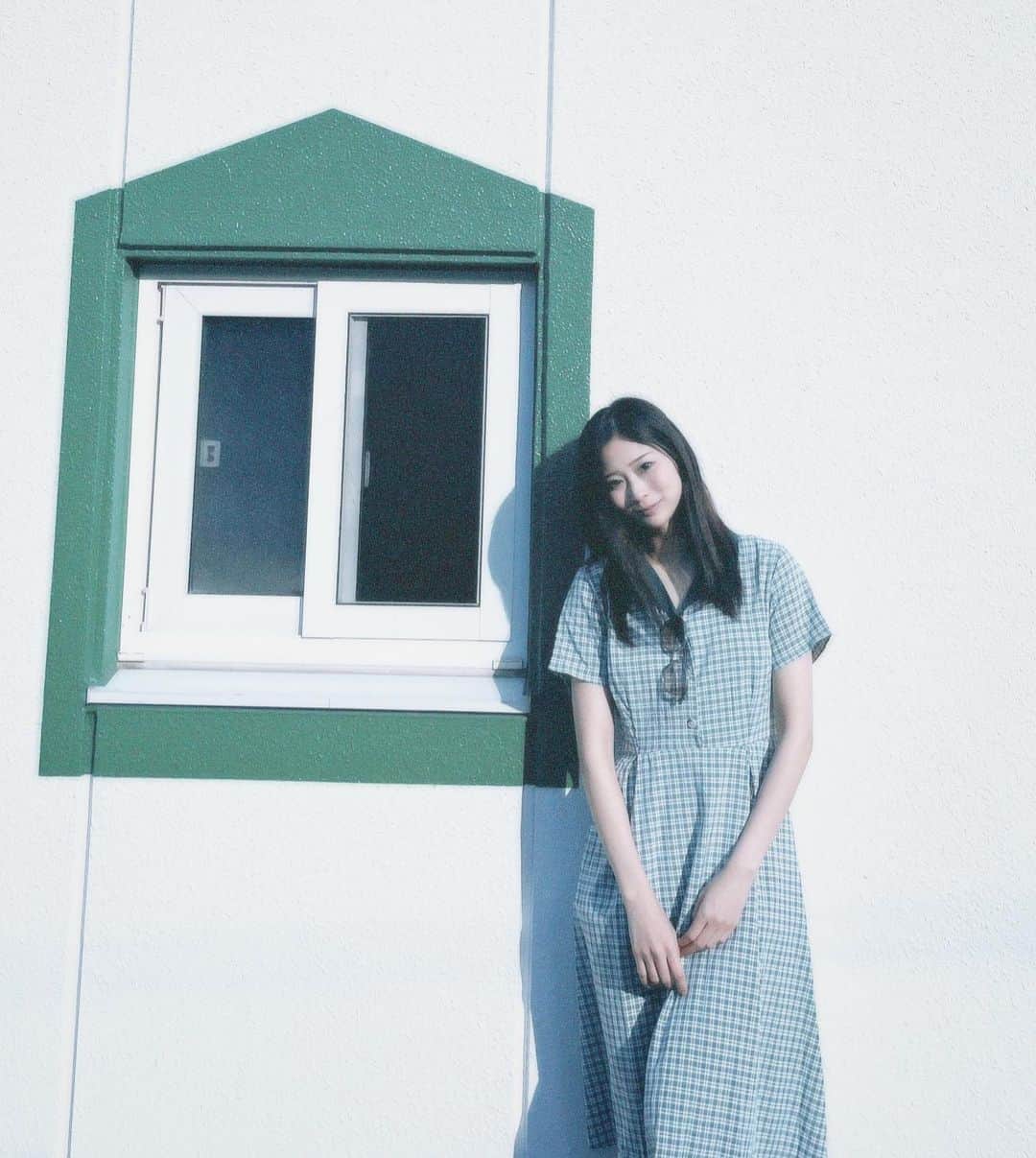 塩野響子さんのインスタグラム写真 - (塩野響子Instagram)「⠀きょんとみどりのおうち。 ⠀ ⠀ ⠀ #夏服 #ワンピース #チェック柄 #チェックワンピース #カジュアル #ガーリー #韓国ファッション」6月20日 21時00分 - kyondayo1206