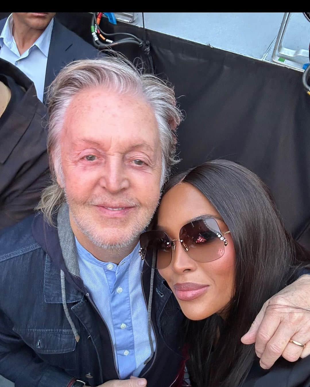 ナオミ・キャンベルさんのインスタグラム写真 - (ナオミ・キャンベルInstagram)「This is what 81 looks like 🙌🏾🙌🏾, Joyful,Happy and Loved .. HAPPY BIRTHDAY SIR @paulmccartney  legend what fun to stand beside you dancing to our Queen B @beyonce . Many happy returns of the day and tons more blessings to come . ❤️🎂❤️🎂❤️🎂 #happyfathersday」6月19日 10時02分 - naomi