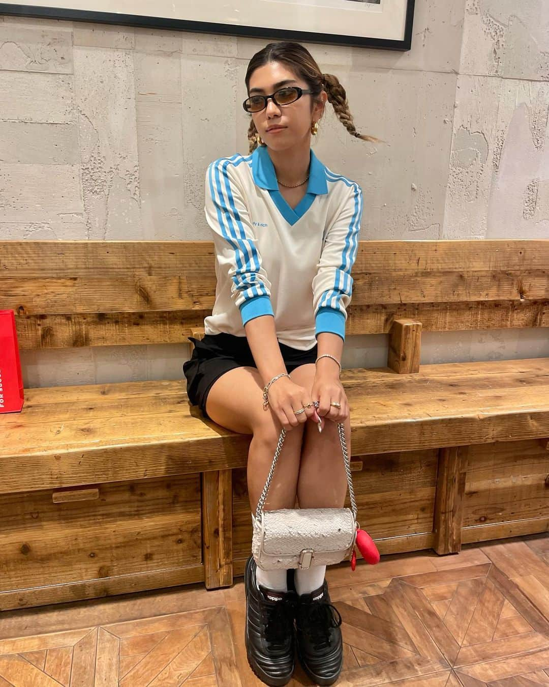 美南レイラさんのインスタグラム写真 - (美南レイラInstagram)「me day off💙  #ootd」6月19日 19時42分 - reyla__25