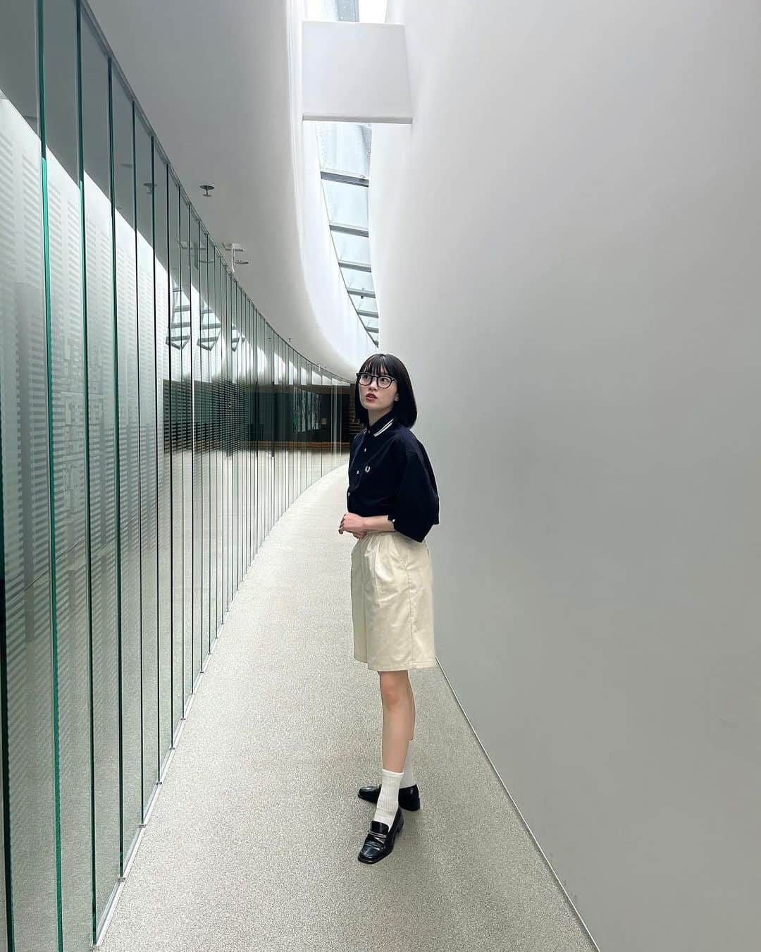 吉永アユリさんのインスタグラム写真 - (吉永アユリInstagram)「千葉にも素敵な美術館があるんです💎  shirt: FRED PERRY pants: forksy.   #美術館  #오오티디」6月19日 19時49分 - ayuriyoshinaga