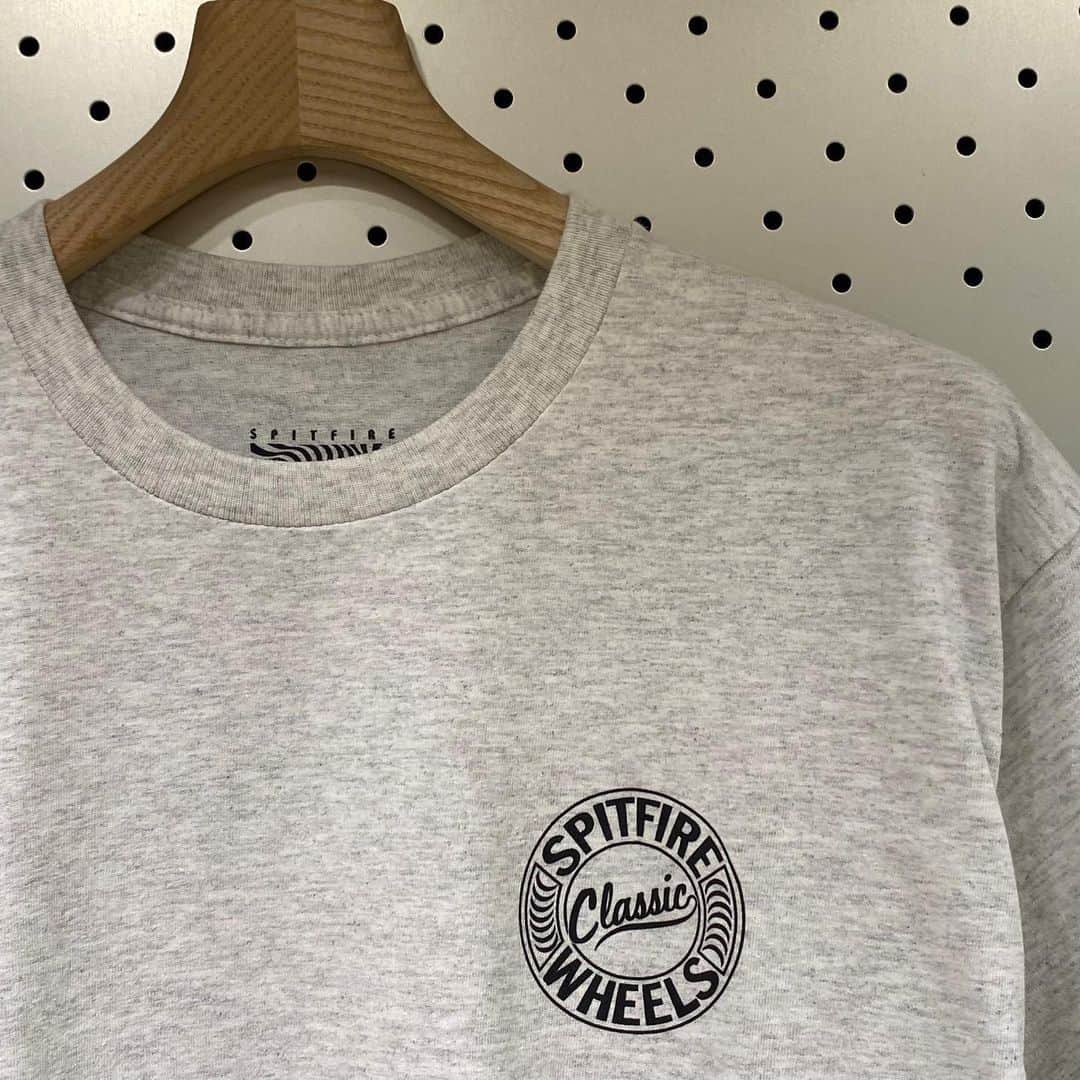 BEAMS JAPANさんのインスタグラム写真 - (BEAMS JAPANInstagram)「＜SPITFIRE＞ Mens Flying Classic Tee ¥5,940-(inc.tax) Item No.11-08-0239 BEAMS JAPAN 2F ☎︎03-5368-7317 @beams_japan #spitfire #beams #beamssurfandsk8 #beamsjapan #beamsjapan2nd Instagram for New Arrivals Blog for Recommended Items」6月19日 19時55分 - beams_japan