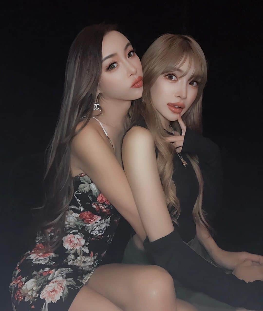 小原優花のインスタグラム：「大好きサナさん🥰🫶🏻  My sis🩵 @_genking_ 🩵」