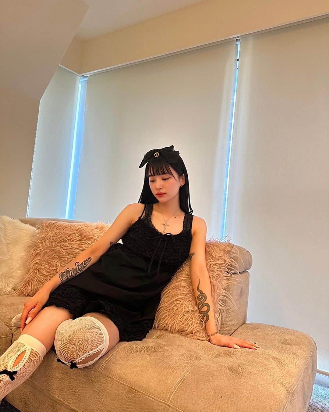 黒宮れいさんのインスタグラム写真 - (黒宮れいInstagram)「😾」6月19日 20時31分 - suicide_u