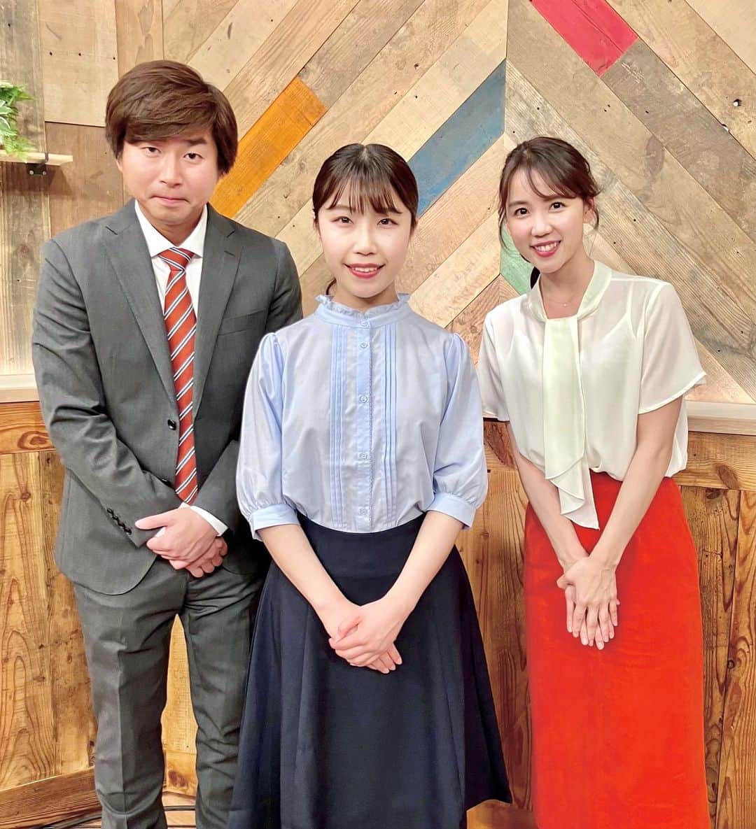 のインスタグラム：「本日もありがとうございました。 また1週間、頑張りましょう。  #長野県 #信州 #長野市 #長野駅 #長野朝日放送 #長野 #気象予報士 #衣装提供 #アナウンサー衣装 #nobu」