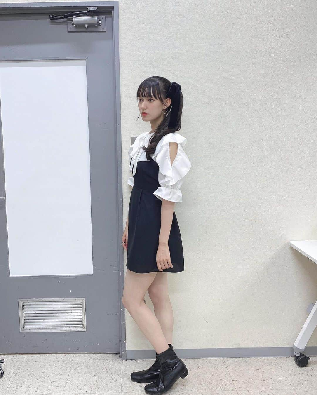 村星りじゅ（ukka）さんのインスタグラム写真 - (村星りじゅ（ukka）Instagram)「＊ タワレコさんでリリイベのときの私服です☺︎🎀 ⁡ #ukka#村星りじゅ#ミニワンピ#リボン#サイドポニー」6月19日 20時35分 - riju_murahoshi