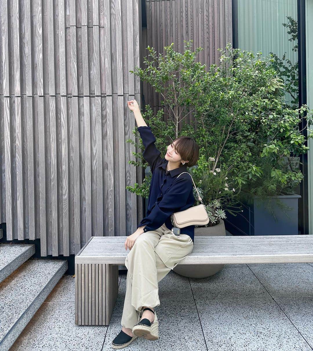 のインスタグラム：「boyish🧢 . . 👕 @anuans.official  👖 @shein_japan  👡 @hm  👜 @olu.myself」