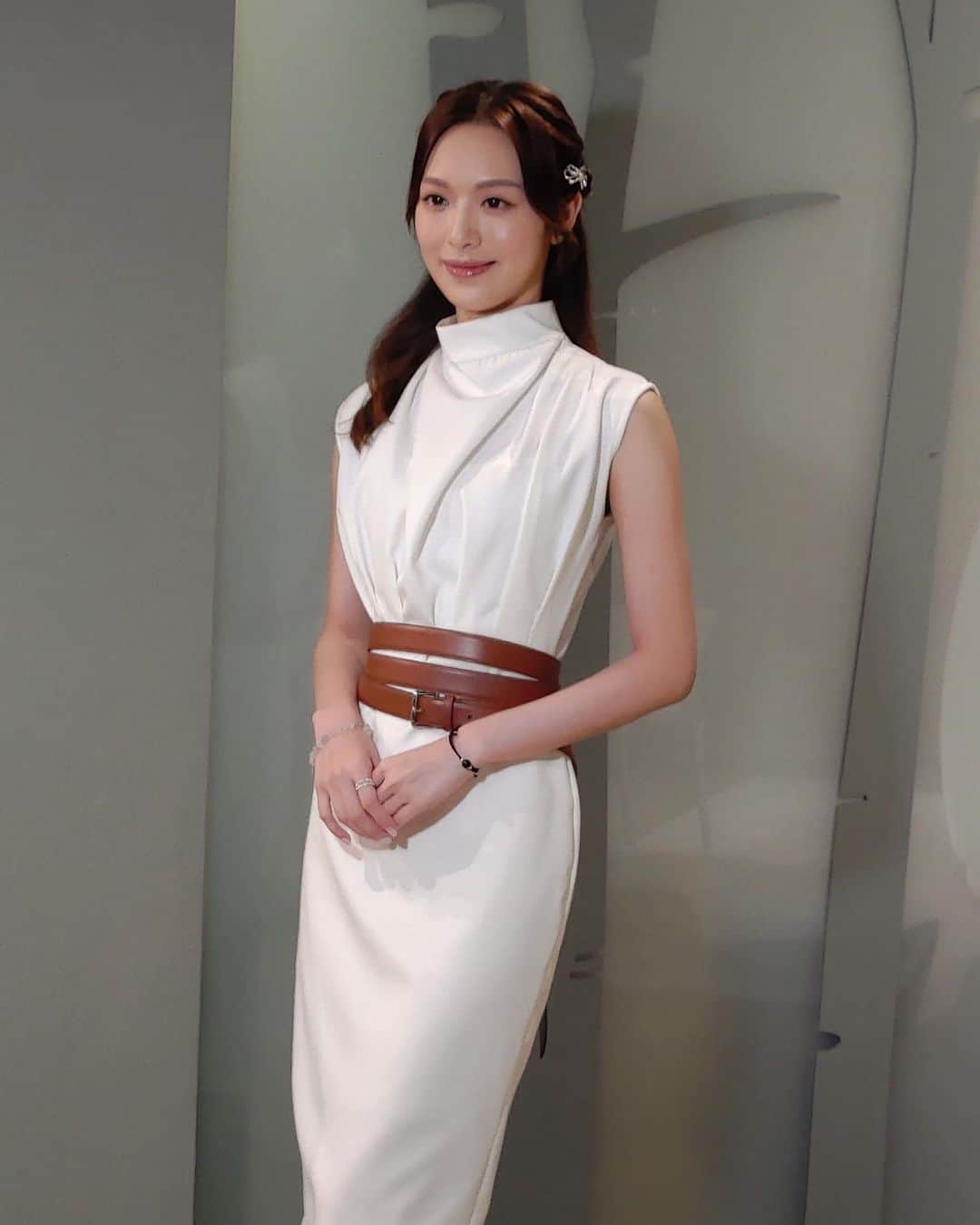 クリスタル・フォンのインスタグラム：「Delighted to have had the opportunity to discuss diabetes with medical and healthcare professionals Particularly grateful to have shared the platform with a dear friend @howaiyanec  💖 Makeup & Hair : @kayowang #醫度講 #mytvsuper #mytvsuperoriginal  @mytvsuper」