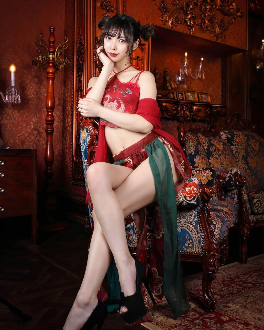 のインスタグラム：「撮影していただいた写真、綺麗に撮ってもらえてて嬉しいな😽🎶  #japanesegirl #cosplaygirl #photomodel #followｍe #角色扮演 #코스프레」