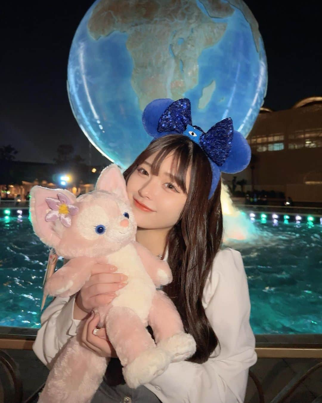 永野好音のインスタグラム：「Disney🎠🩷⋆͛  この日は盛れた日でめちゃめちゃ好評🥹 ぬいぐるみ買う予定無かったけど可愛すぎて即購入  #disney #ディズニー #ディズニーランド #jk #リーナベル」