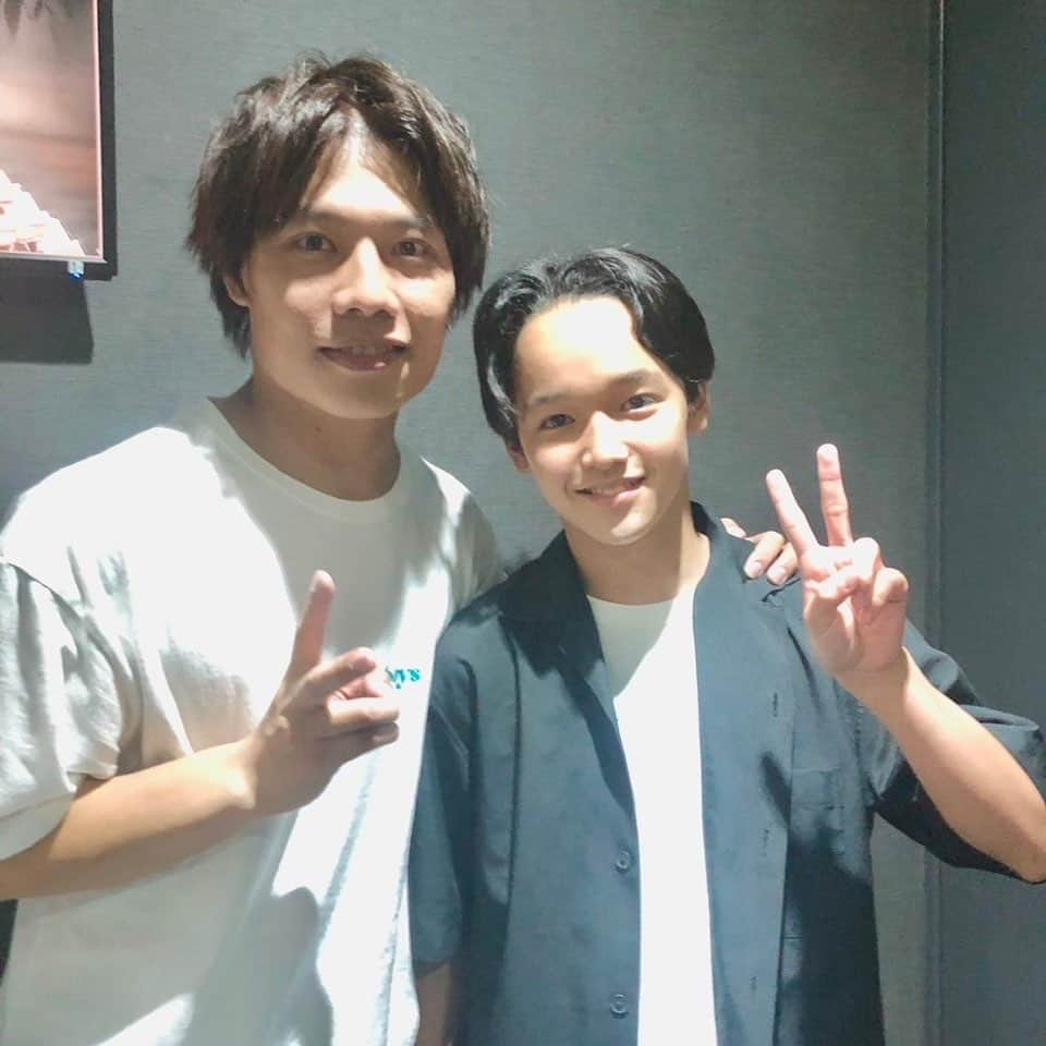 山口太幹さんのインスタグラム写真 - (山口太幹Instagram)「事務所の先輩 #稲井大地 くんが主演を務めた舞台を観に行ったよ‼️ @daichi12_official   舞台「暗殺警察」 ストーリーも面白かったし、出演者の演技力に圧倒された🎵  大地君の演技も最高ー✨  楽しかった‼️  #舞台鑑賞 #暗殺警察 #アクション舞台 #事務所の先輩 #仲がいい先輩 #お芝居すごかった #アクションすごい  #山口太幹 #taikiyamaguchi #taikiumipro #宮崎出身 #miyazaki #子役 #俳優 #中学生男子 #中学2年生 #13歳 #歴史好き #謎解き好き #抹茶好き #ビートボックス #バレーボール男子 #海汐プロダクション所属 #アービング所属 @umipro2006」6月19日 21時06分 - taiki_umipro