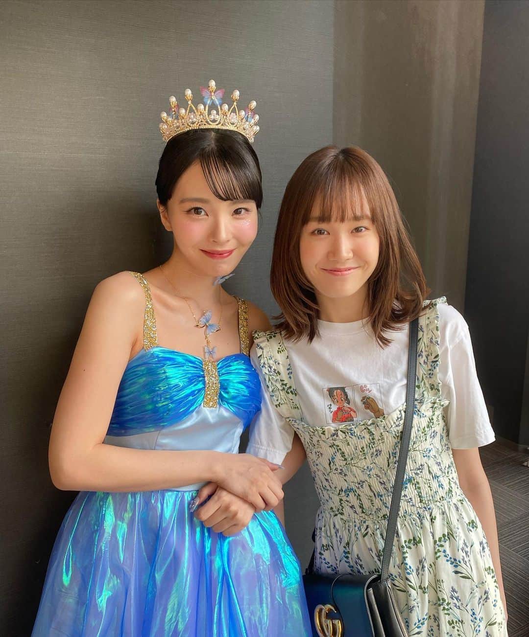 尾碕真花のインスタグラム：「. . . Happy Birth Day!!!🎂🎉 . 昨日は生誕祭にお邪魔させて頂いておりました☺︎ . とにかくずっと綺麗で可愛くて、後ろから見つめてました。笑 . いつもありがとう！ 友達でもあり、戦友でもあるゆりなをとっても尊敬してます。 これからも宜しくねん。昨日はありがとう！ 良い24歳を過ごせます様に🤲」