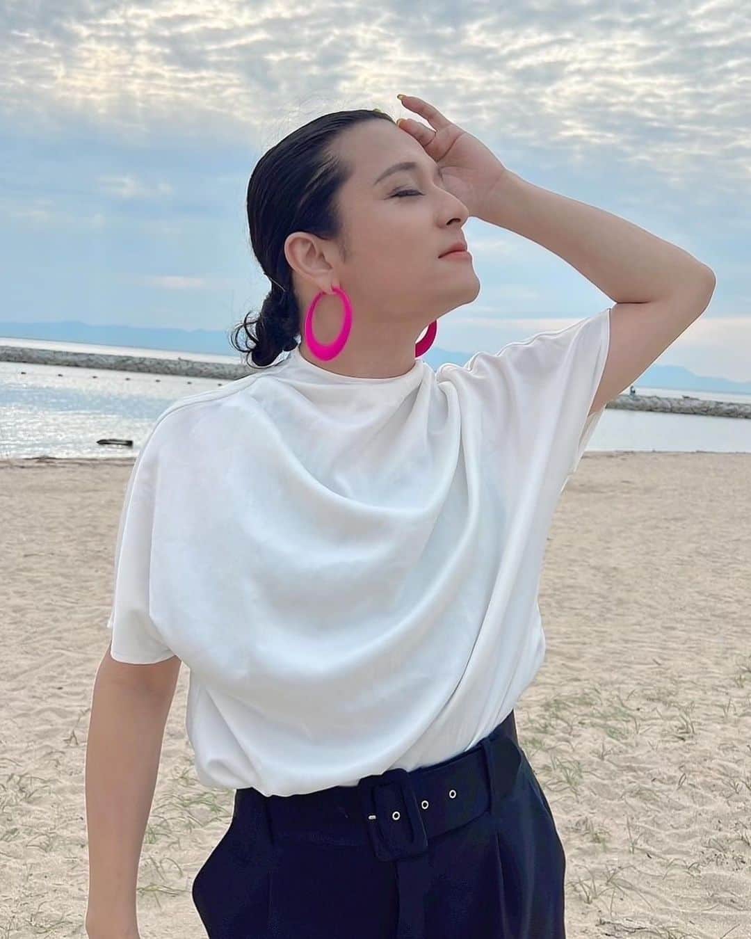 HIDEKiSMさんのインスタグラム写真 - (HIDEKiSMInstagram)「夏が近づいて来ました☀️  今年の夏はツアー！ ENVii GABRIELLA LIVE TOUR 2023「ENGABASIC」一色❣️  来るでしょ💋？  #ENViiGABRIELLA #HIDEKiSM #エンガブ  #ヒデキズム #ENGA部 #エンガ部」6月19日 13時53分 - hidekism
