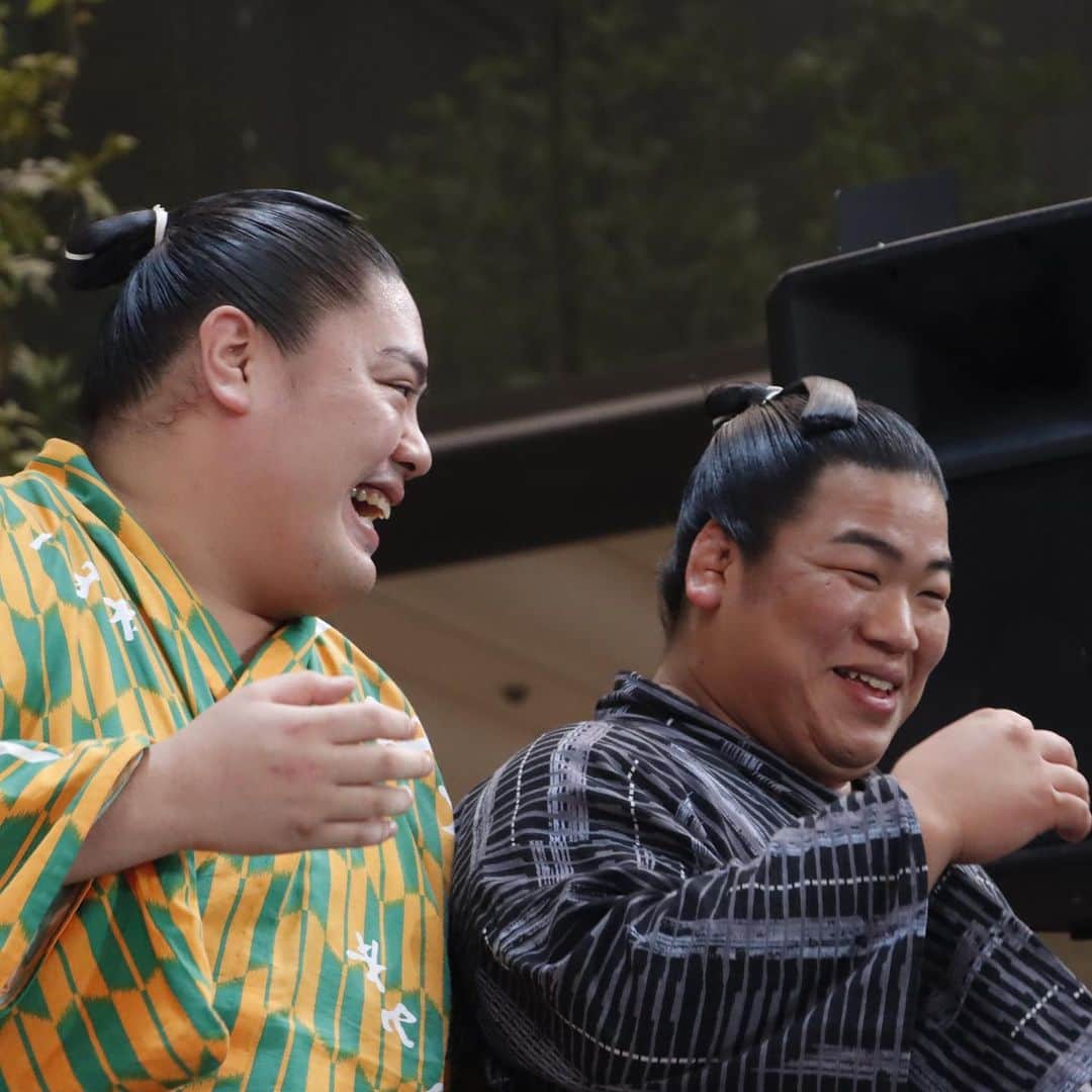 日本相撲協会のグルメインスタ