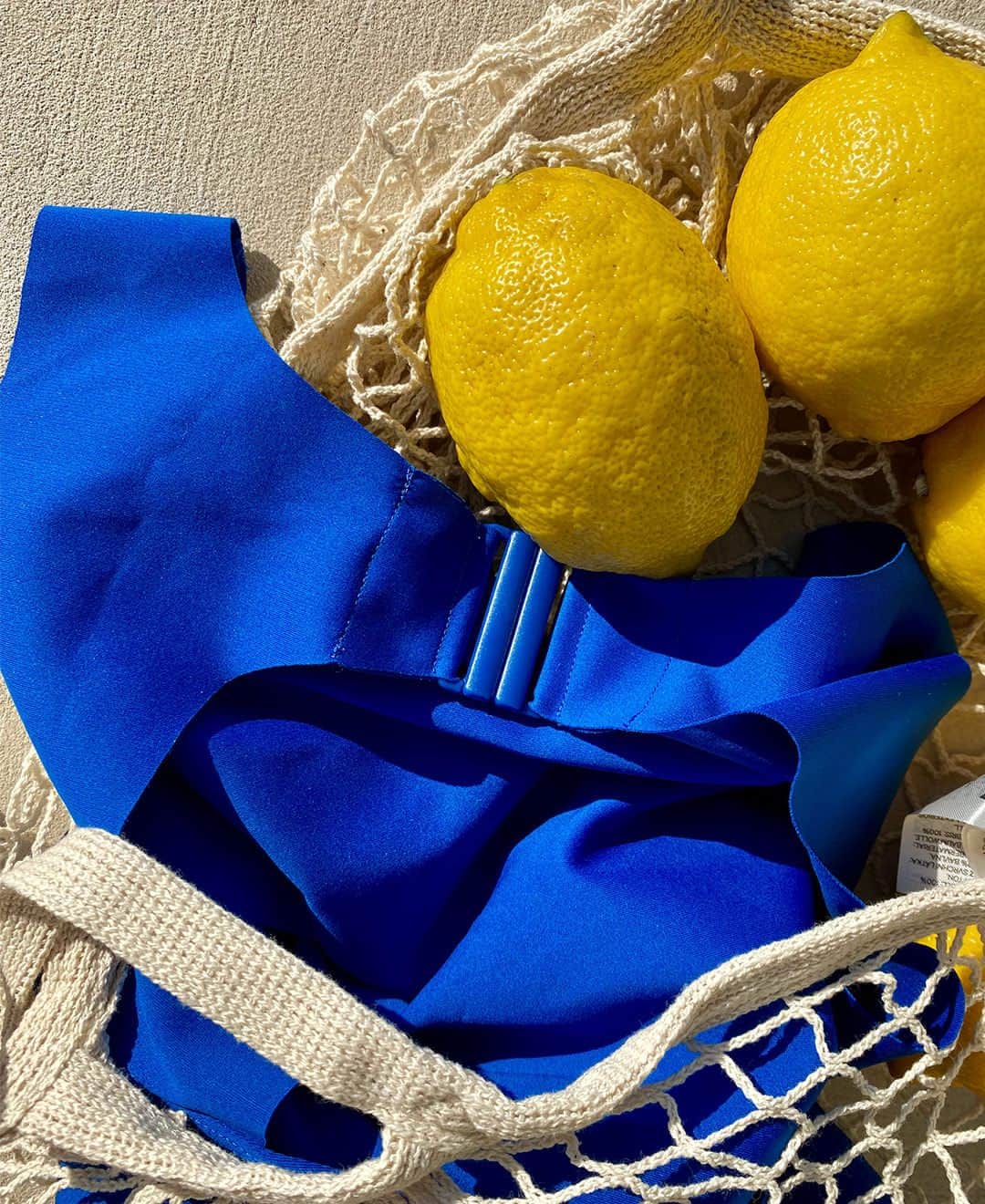 レジャビーのインスタグラム：「LEJABY WAVE | FENÊTRE OUVERTE SUR L’ÉTÉ  ​​​​​​​​​Ode à la sensation des pieds dans le sable en maillot de bain 1 pièce, au parfum d'iode dans les cheveux, au plongeon dans le lac en se pinçant le nez en maillot 2 pièces, aux débuts de soirée en sweat et bikini sur la plage, à quelques longueurs en piscine... - LEJABY WAVE It’s an ode to sticking your toes in the sand, smelling salt water in your hair, jumping from a rock into the lake while holding your nose, doing yoga on a paddleboard, watching night fall on the beach in your sweatshirt and a bikini, and stepping under nature’s shower, a waterfall...   #LejabyWave #LeGrandPlongeon #Swimwear #Bain #MaillotDeBain」