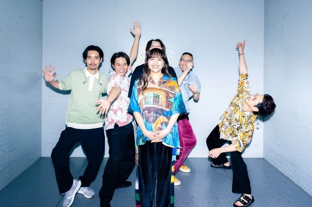 iriさんのインスタグラム写真 - (iriInstagram)「iri Hall Tour 2023 "PRIVATE" 無事9公演完走❤️‍🔥 地元の神奈川からスタートして仙台、北海道、福岡、岡山、大阪、愛知そしてファイナル東京。 言葉にならない幸せな時間だった。 あっというまに過ぎていく時間を噛み締めながら、みんなの笑顔がたまらなかった。 本当にありがとう！そしてサポートメンバーのみんなも。そしてこれからもどうぞよろしくね。おらぶ  @seitaro__tanaka 🙏🏻 #iri_private_tour」6月19日 15時10分 - i.gram.iri