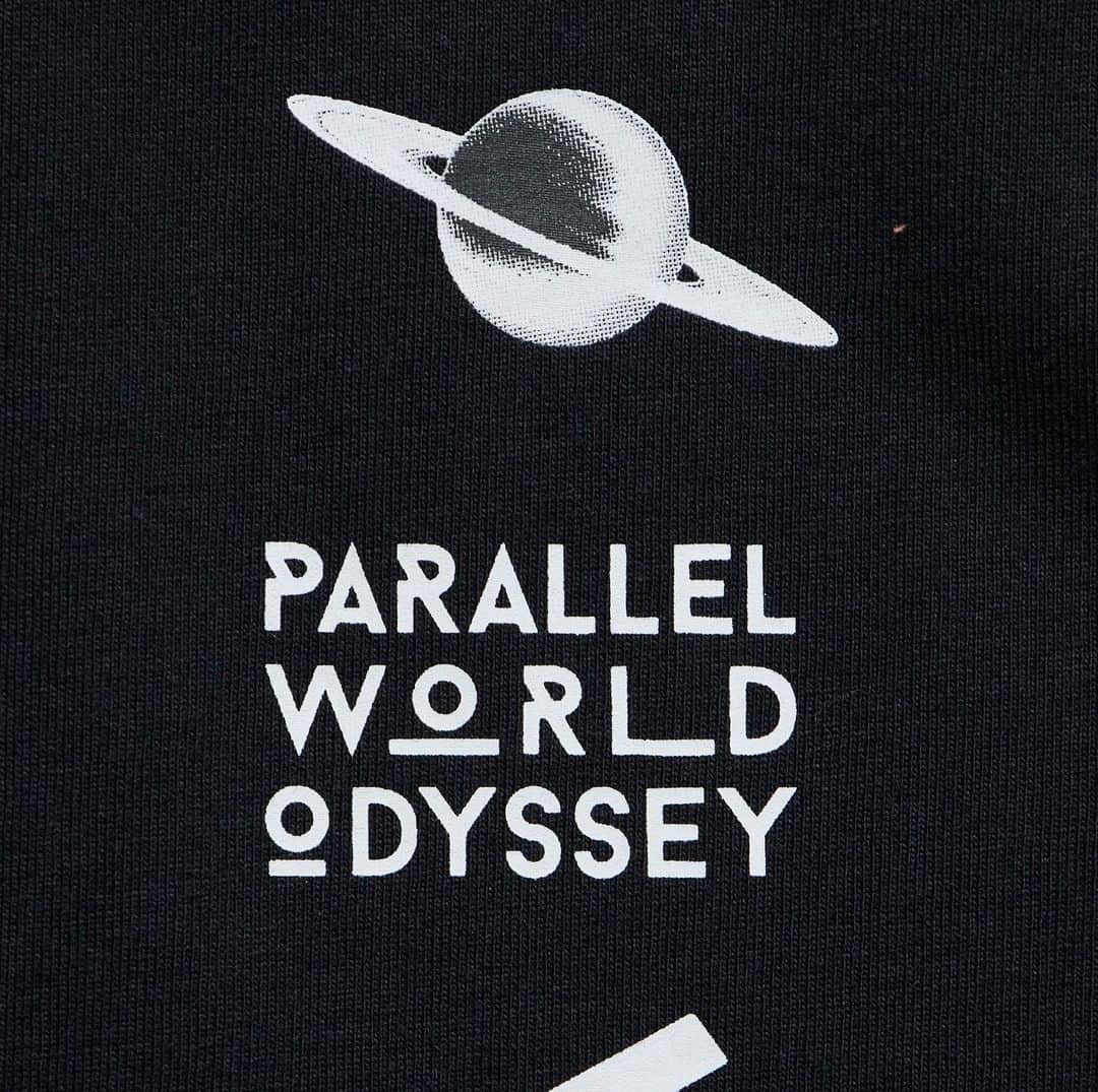 三田真一さんのインスタグラム写真 - (三田真一Instagram)「mitershinichi Release 6/20(THU) 12:00 ~  "Parallel World Odyssey"  Graphic S/S TEE  @i_need_you_baby_jp  時間軸も創造力も超えて楽しくなるデザイン。 映像ディレクター、アートディレクター田中 裕介氏の手掛ける、前シーズンでも好評だった“Parallel World Odyssey”をテーマに別世界、宇宙といった遊び心あるグラフィックを落とし込んだショート スリーブTEE。  SIZE) SIMIL [COLOR WHITE/BLACK 【販売先】 https://www.freaksstore.com/category/2_INEEDYOUBABY/ (こちらから商品ページをご覧頂けます） @tnkusk  @i_need_you_baby_jp  @freaksstore_online  @freaksstore_official」6月19日 15時35分 - mitershinichi