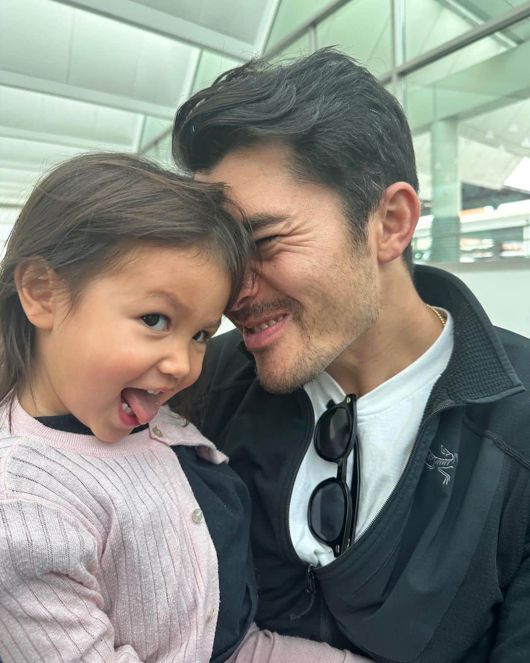 Livさんのインスタグラム写真 - (LivInstagram)「I grew up a daddy’s girl so I know the feeling. Thank you for bringing us along on all of life’s adventures. We love you! Happy daddy’s day 💜」6月19日 15時45分 - livlogolding
