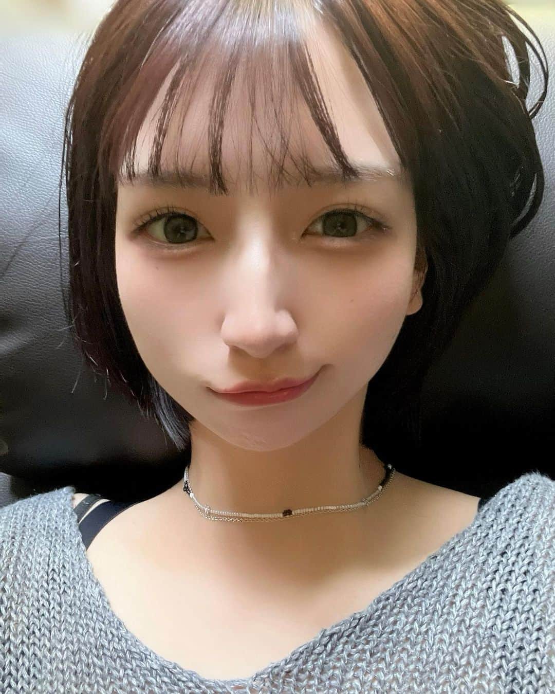 帆乃花のインスタグラム：「前髪できた〜‪✂︎‬✄�‪✂︎‬✄�」