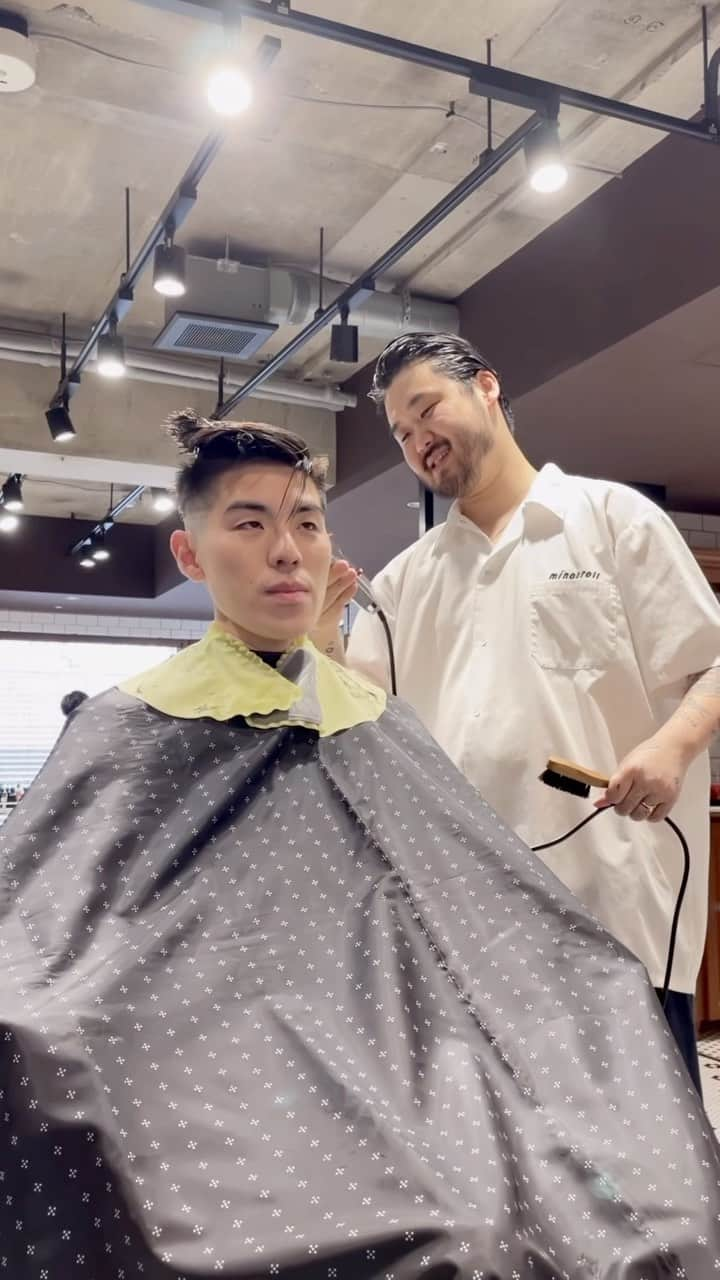 フリーマンズスポーティングクラブのインスタグラム：「. FSC - FUTAKOTAMAGAWA BARBER💈  #freemanssportingclub  #fscbarber #barbershop #barber #mensgrooming #床屋  #二子玉川」