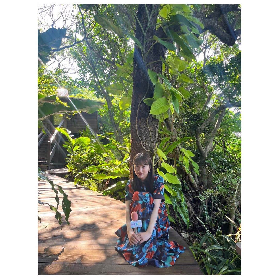 福田愛依のインスタグラム：「「旅キテルネ!沖縄3days〜!」 1日目ありがとうございました🌺🏝  明日は沖縄本島・北部です！ マリンスポーツや水牛体験、そして古民家で頂く絶品ピザ❣️  是非みてください〜👀✨  #zip  #旅キテルネ  #沖縄」