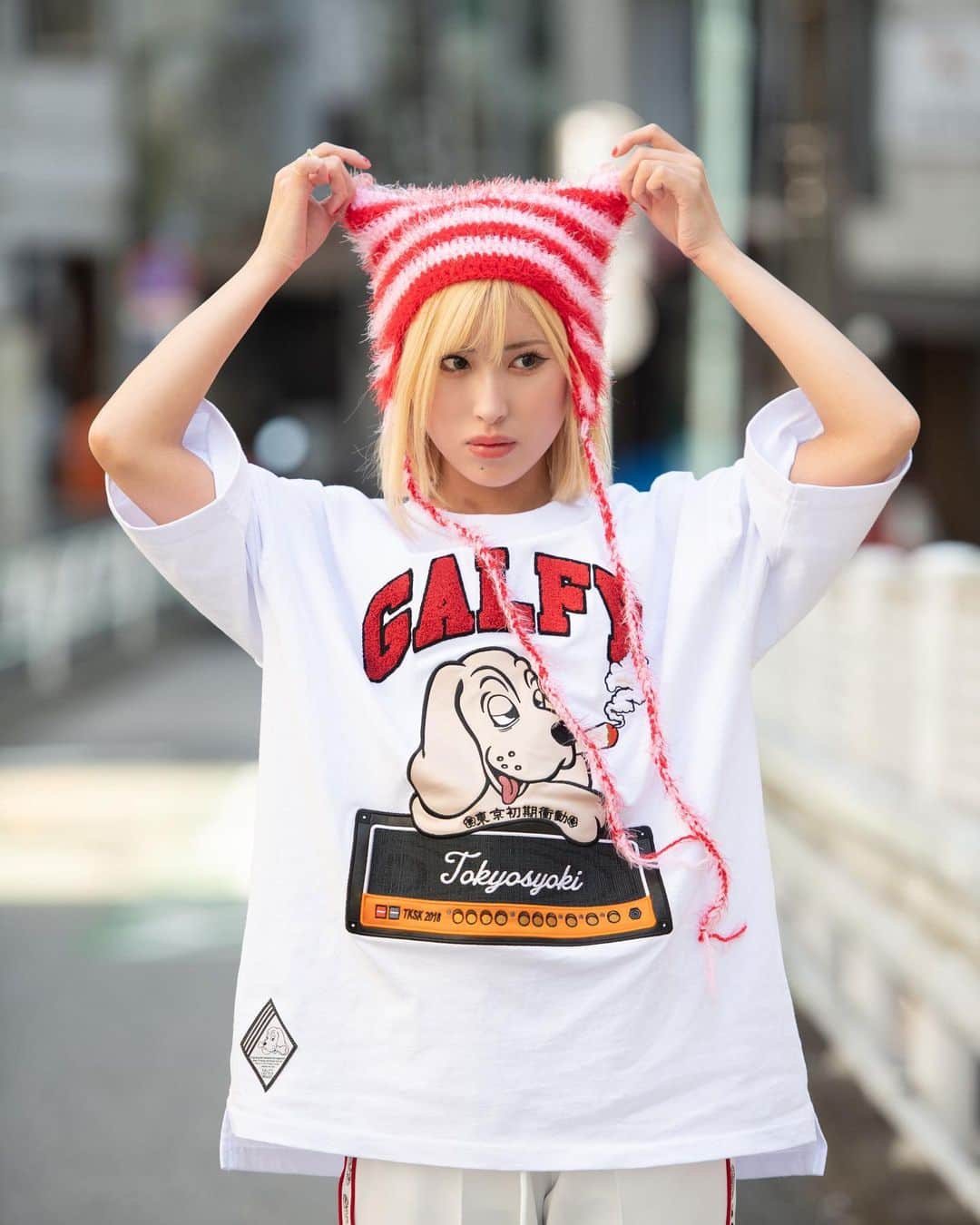 のインスタグラム：「🐶🎸🐶🎧🐶🎸🐶🎧🐶🎸 《GALFY 2023 Collaboration》 . 🎸東京狂犬初期衝動🎧 . @tokyo_syoki_syodo と一緒に考えたデザインのアイテムが@gekirock_clothing から発売されるぜ🐶 . ✅6/19 18時から販売すたーとぅ✅ . #galfy #ガルフィー #お騒がせブランド #東京初期衝動」