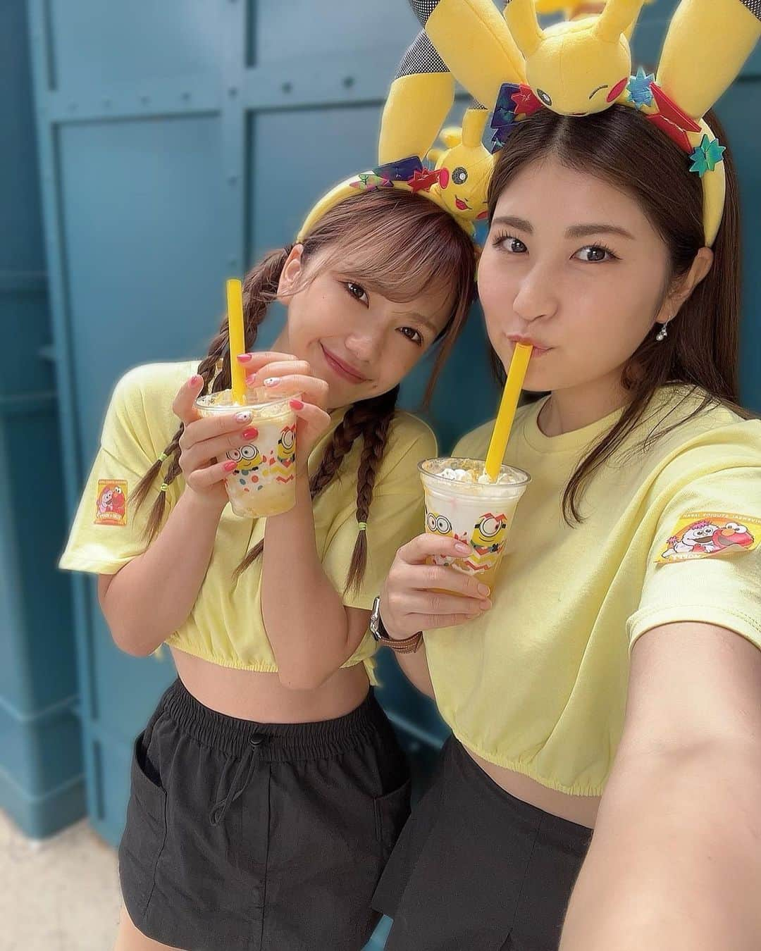 まいまいさんのインスタグラム写真 - (まいまいInstagram)「ちゅうっ⚡️💓 先月ユニバ行ったときにピカチュウコーデしたよ💛  @rantaro_golf と今年も年パス買った🎫笑 去年は5回くらい行ったかな？ 今年は何回行くのだろうか〜🎡❤️  らんらんとのユニバはいつもご飯食べて おしゃべりしながら散歩してるだけだから、 この日はじめて一緒にハリドリ乗ったよ🎢笑  みんな乗り物すき〜？😊  #まいごるふ#ゴルフ女子の休日#ユニバ#ユニバコーデ#ピカチュウ#ピカチュウコーデ#ポケモン#USJ#ユニバーサルスタジオジャパン#大阪#大阪観光」6月19日 18時09分 - ___maigolf___