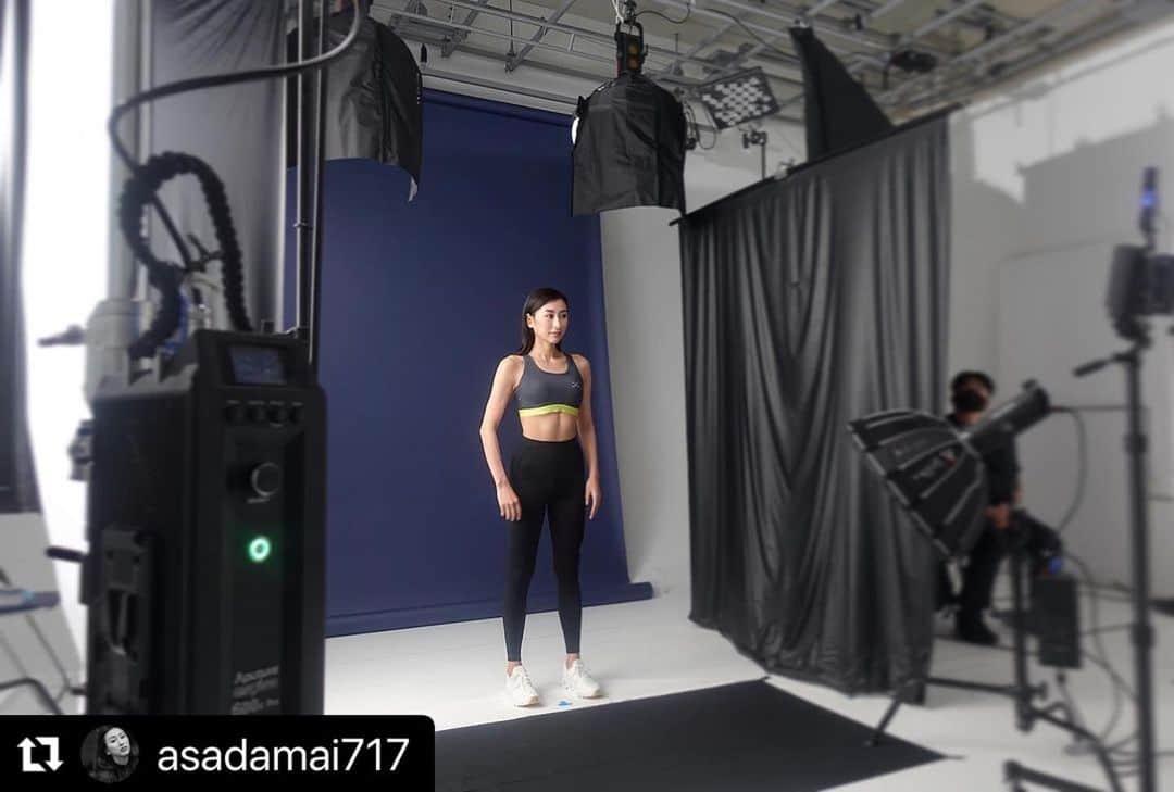 のインスタグラム：「まいちゃん🖤  @asadamai717   #Repost @asadamai717 with @use.repost ・・・ ⁡ ⁡ 皆様に良いお言葉を頂けてうれしかったです！ありがとうございます🩶 ⁡ あと1ヶ月を切ったアルゼンチンタンゴの舞台に向けて、再び　@cwx.jp と共に身体作り頑張ります！」