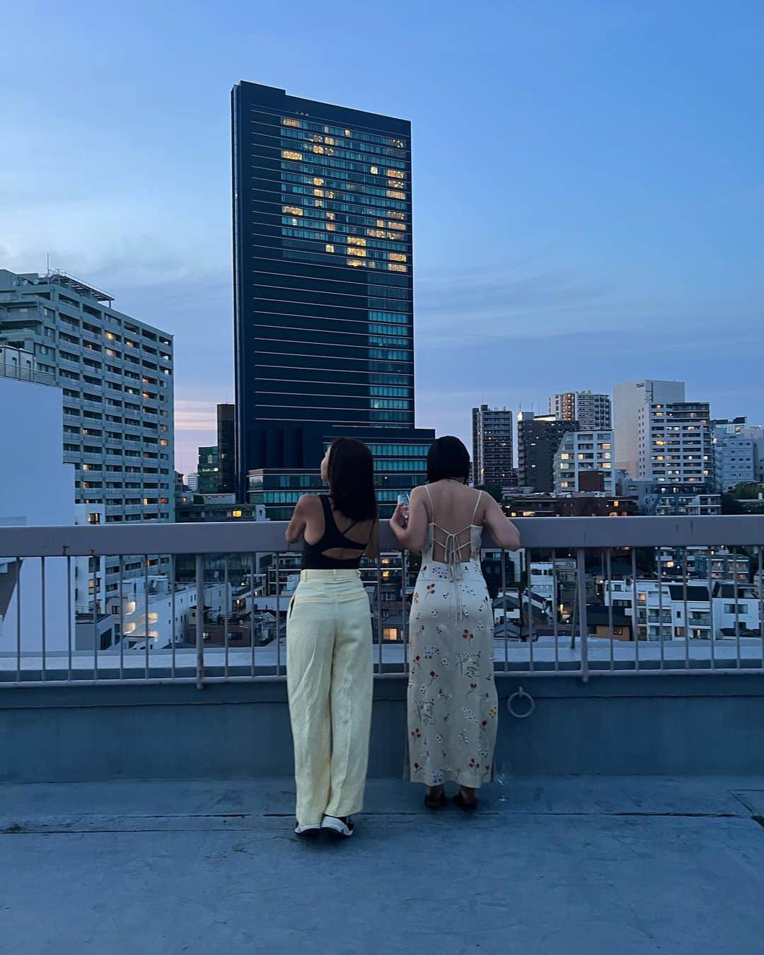 鈴木淳子さんのインスタグラム写真 - (鈴木淳子Instagram)「わくわくした🫶🏻 🤍  今年はたのしみがたくさんになる そんな予感がした  #sunset #gathering」6月19日 19時00分 - junkosuzuki