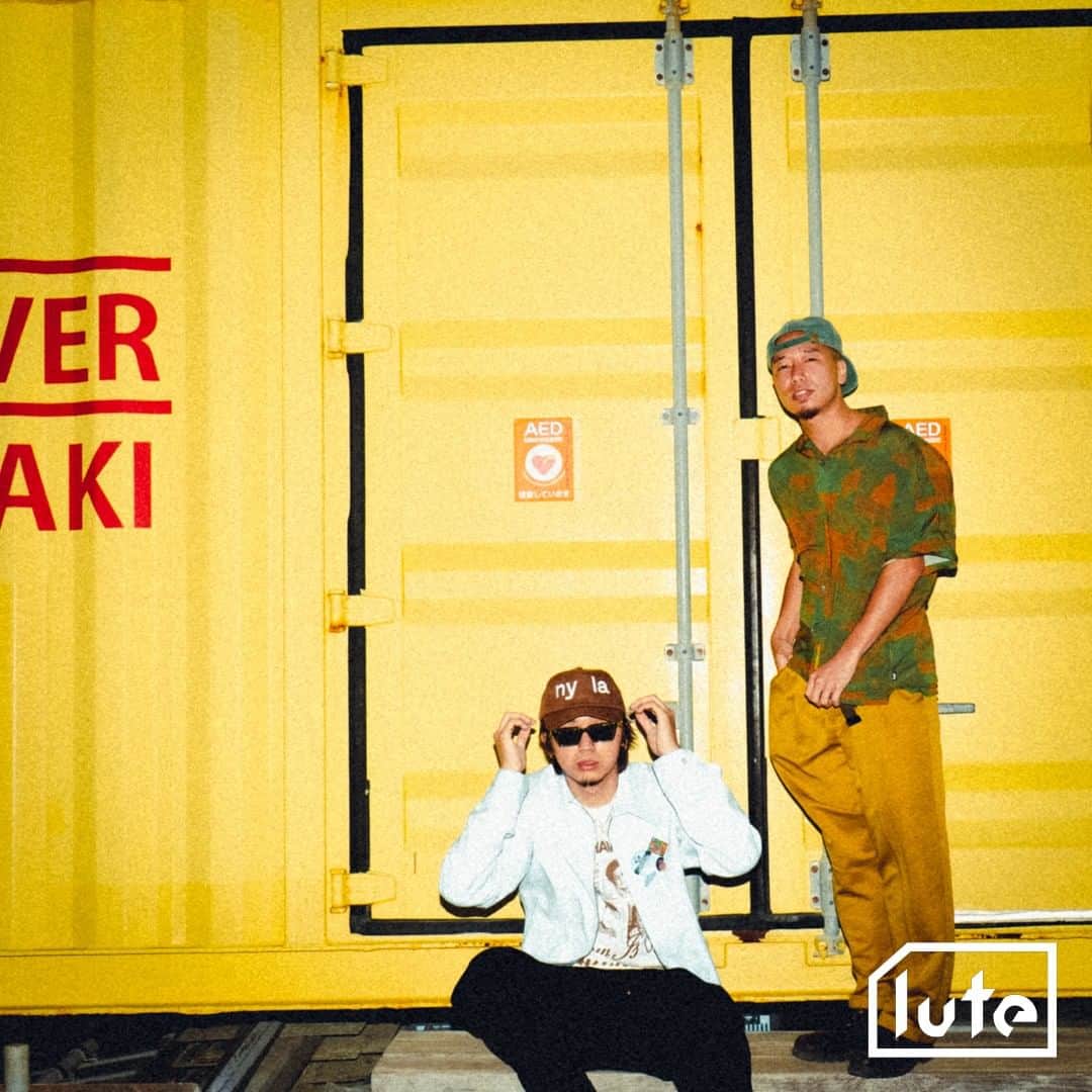 lute / ルーテのインスタグラム：「Interview with 9tree ( @_______9tree_______ )  Q. 最近どんな音楽を聞いてる？  K'z Tyler : Neo Soul,Dance Music,Black Music  DAI : Reggae, Surf music, Acoustic Soul & Neo soul  Q. あなたにとって最高の一曲は？  K'z Tyler : Aaron Taylor/Home  DAI : Def Tech/Consolidation Song  Q. 自分の作品で一番のお気に入りは？  「倫」と「Don't kill myself」  Q. お気に入りの映画・ドラマは？  K'z Tyler：WAVES, 怒り, 7番房の奇跡,言の葉の庭  DAI：Green Book, I am Sam, 幸せのちから, Terminal  Q. 5年後はどんな存在になっていたい？  国境とジャンルを超えた唯一無二の存在。  Photography : @kuu_12345  音楽動画メディア「lute」によるインタビュー企画「IN TOWN」✍️アーティストやクリエイターのインサイドをストリートから配信📷」