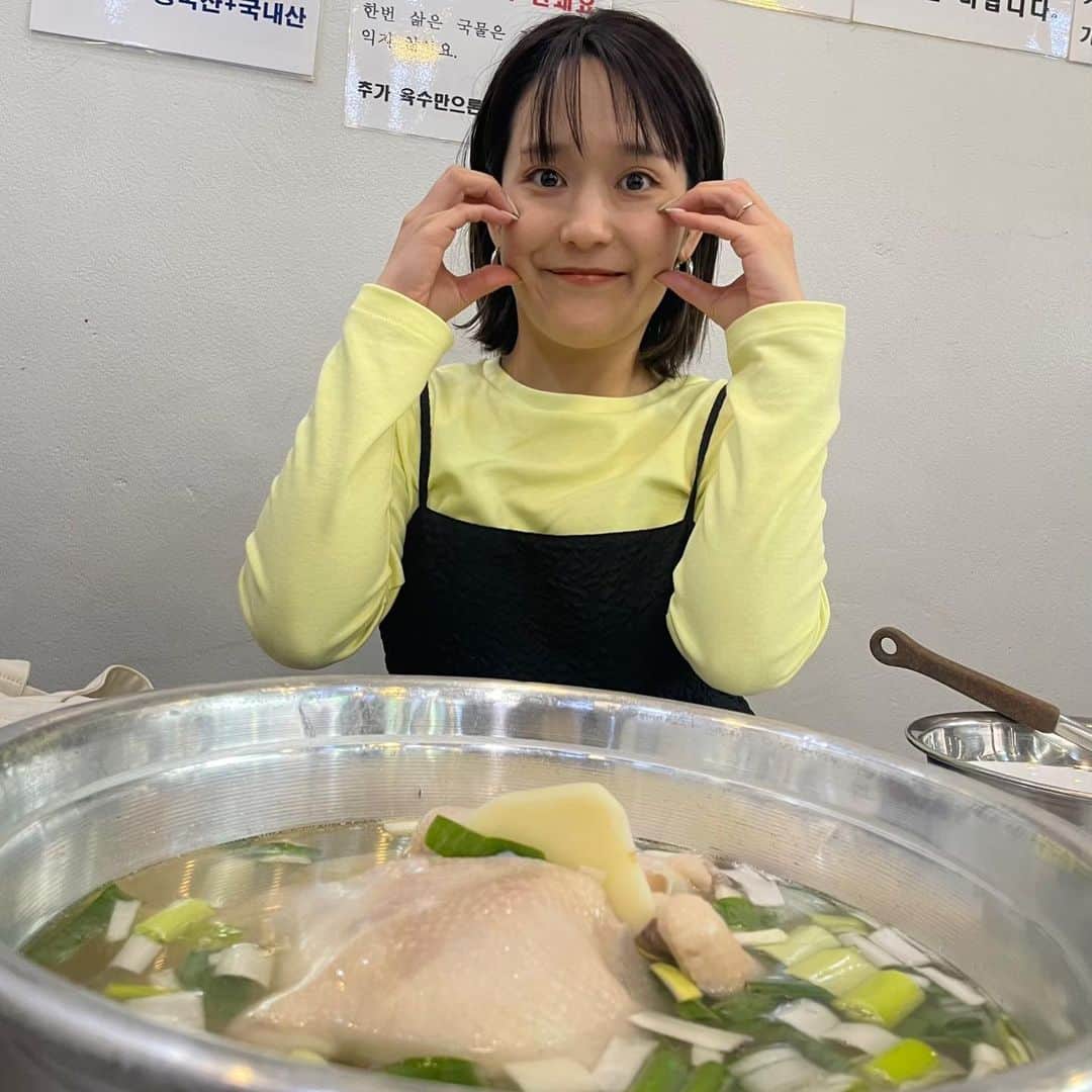 ゆうりのインスタグラム：「韓国旅行🇰🇷前半編  日を増すごとにどんどん 丸くなっていって 可愛かったです☺️🤌  詳細は動画みてください✨  #韓国旅行 #韓国女子旅 #ほっぺたハートは女子の味方 #せっかち2人の旅は #とにかく効率が良い #一旦休憩で昼寝挟んだりして #めちゃくちゃよかった #한국여행」