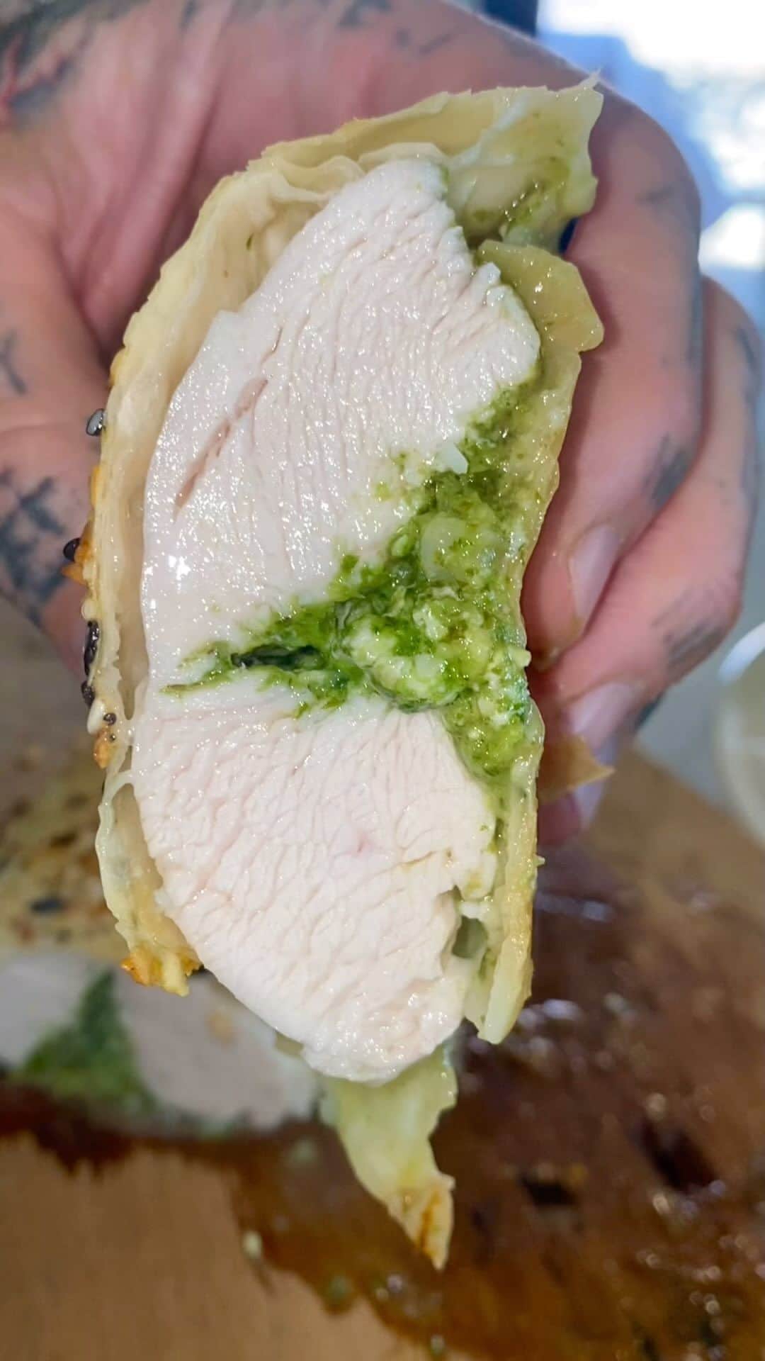 Flavorgod Seasoningsのインスタグラム：「Best trio: Chicken, Pesto & fillo dough . Fillo Dough holds in moisture for the perfect juicy chicken breast. Recipe coming」
