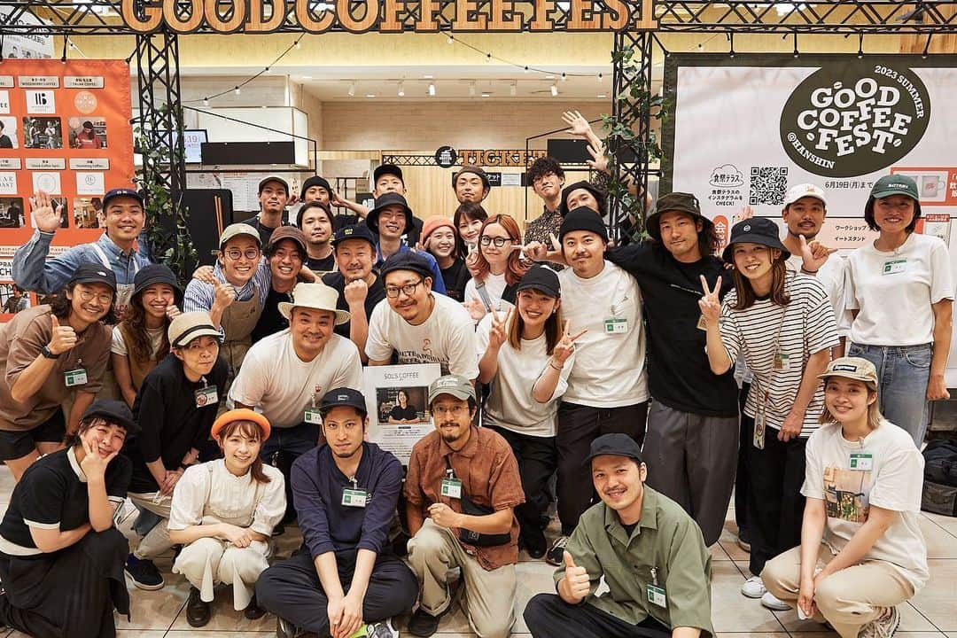 goodcoffeemeさんのインスタグラム写真 - (goodcoffeemeInstagram)「GOOD COFFEE FEST 2023 Summer が無事に終了しました！  途中、足元の悪い時期もありましたが、予想を超えるお客様にご来場いただき、1,800個のミニマグカップが全て完売してしまい、楽しみにされていた方には残念な思いをさせてしまいました😭  次回はマグの増産も含め、さらに満足度の高いイベントにしていきたいと思いますので次回の開催を楽しみにしてください！  次の大阪開催は11月下旬。阪神梅田本店1F食祭テラスで皆様にお会いできることを楽しみにしております☕️  出店者の皆様もお疲れさまでした！！！  ＜#GCF 2023 summer 出店ショップ＞ ・COFFEE BARISTART COFFEE／北海道 (@baristartcoffee) SOL'S COFFEE／東京 (@solscoffee) WOODBERRY COFFEE／東京 (@woodberrycoffee) TRUNK COFFEE／愛知 (@trunkcoffee) KAMIN COFFEE ROASTERS／和歌山 (@kamin_coffee_roasters) Overview Coffee／広島 (@overviewcoffeejapan) DEAR ROAST／山口 (@dearroast) Gluck Coffee Spot／熊本 (@gluckcoffeespot) Humming Coffee／沖縄 (@humming_coffee_okinawa)  ・OTHER SR coffee & ice cream／東京 (@sr_coffee_icecream_jimbocho) Mörk Chocolate／オーストラリア (@morkchocolatejp) PRANA CHAI／オーストラリア (@pranachaijp) Sunday Bake Shop／東京 (@sunday_bake_shop)  ・GOODS marna／東京 (@marna_inc) ORIGAMI／岐阜 (@origami_cup) 大川硝子工業所／東京 (@okawaglass)  Text & Photo by @_tkhrtkuc_」6月19日 21時37分 - goodcoffeeme